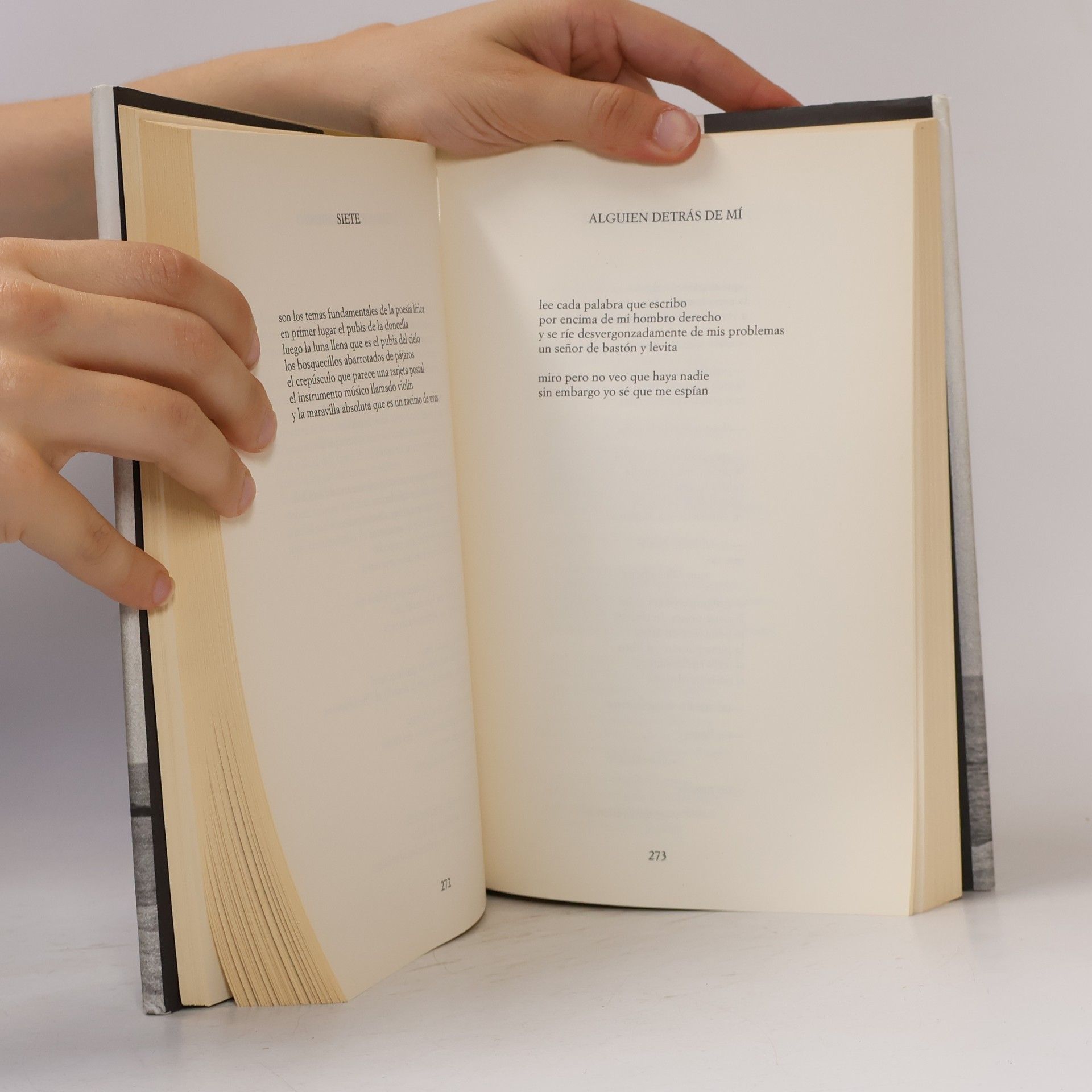 Nicanor Parra El último apaga la luz / The Last One Out Shuts the Lights: Obra selecta