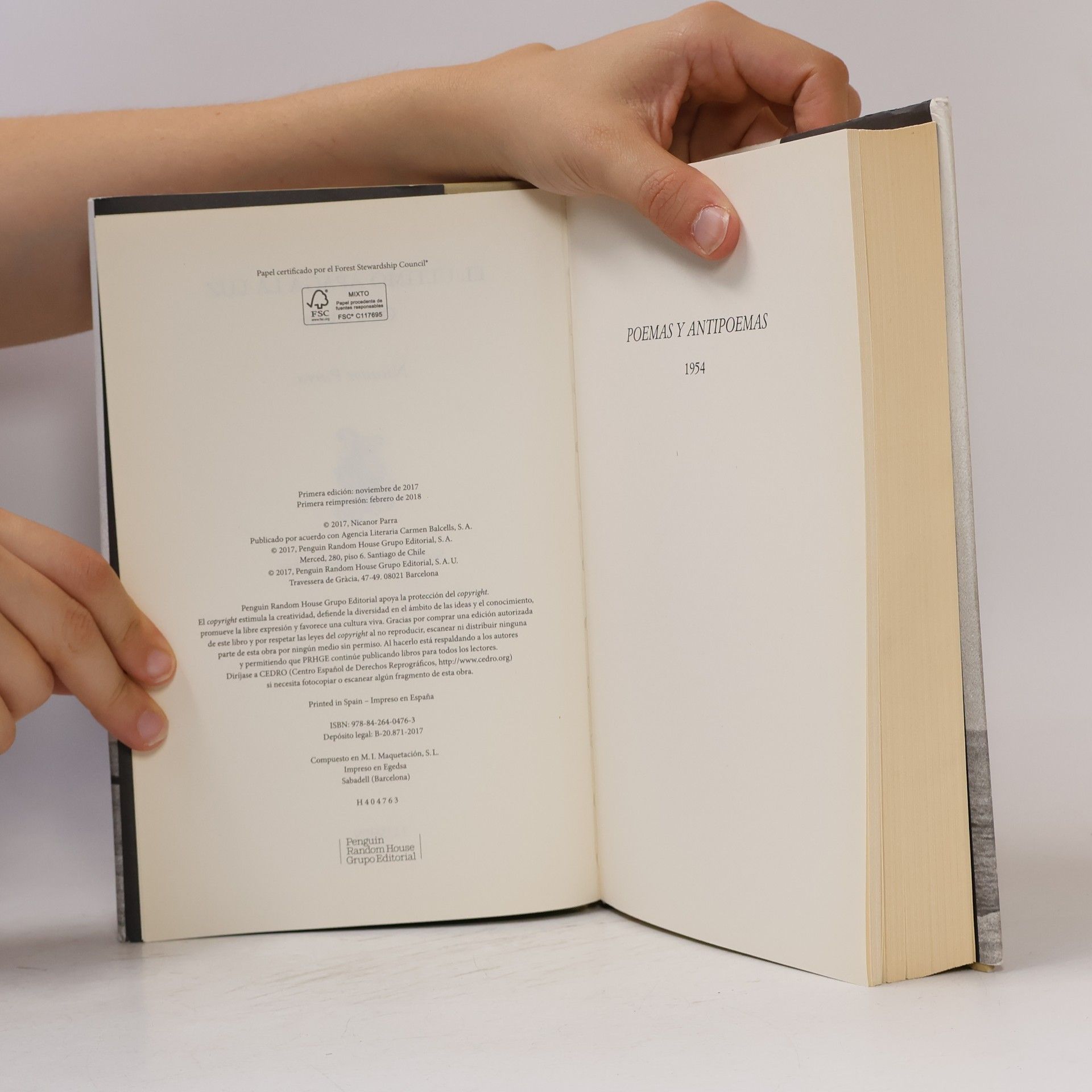 Nicanor Parra El último apaga la luz / The Last One Out Shuts the Lights: Obra selecta