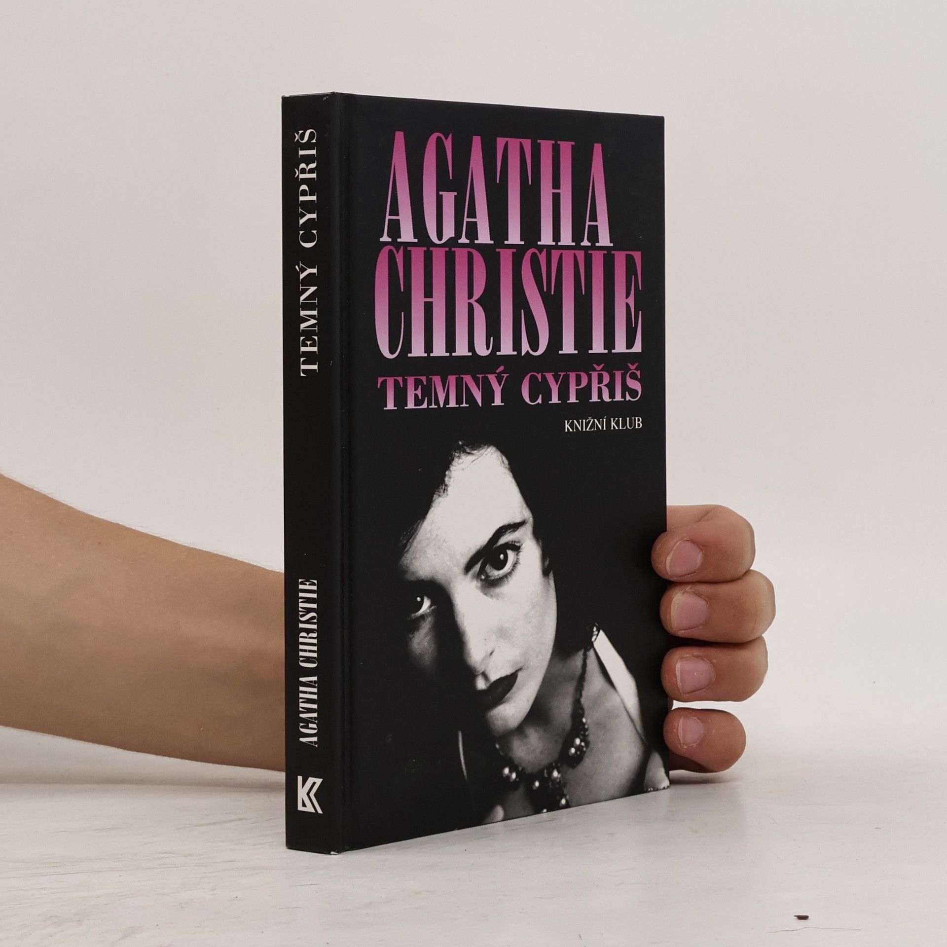 Agatha Christie Temný cypřiš