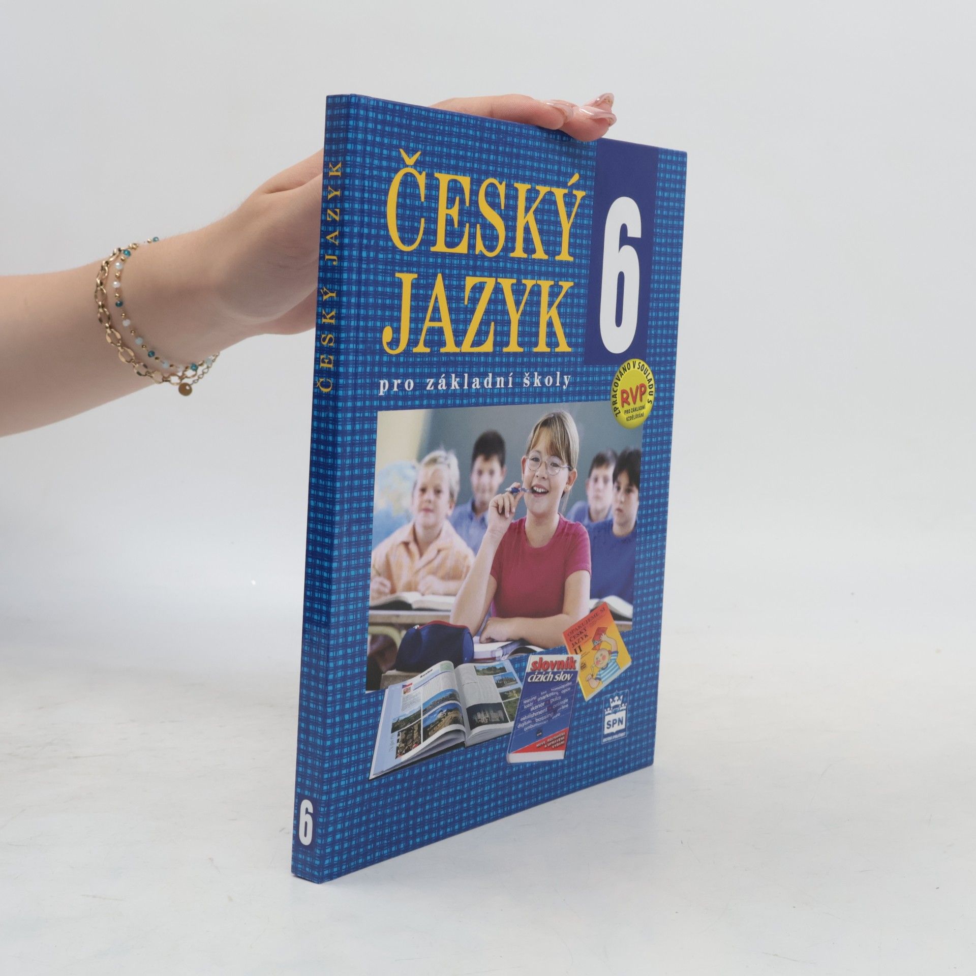 Eva Hošnová Český jazyk 6