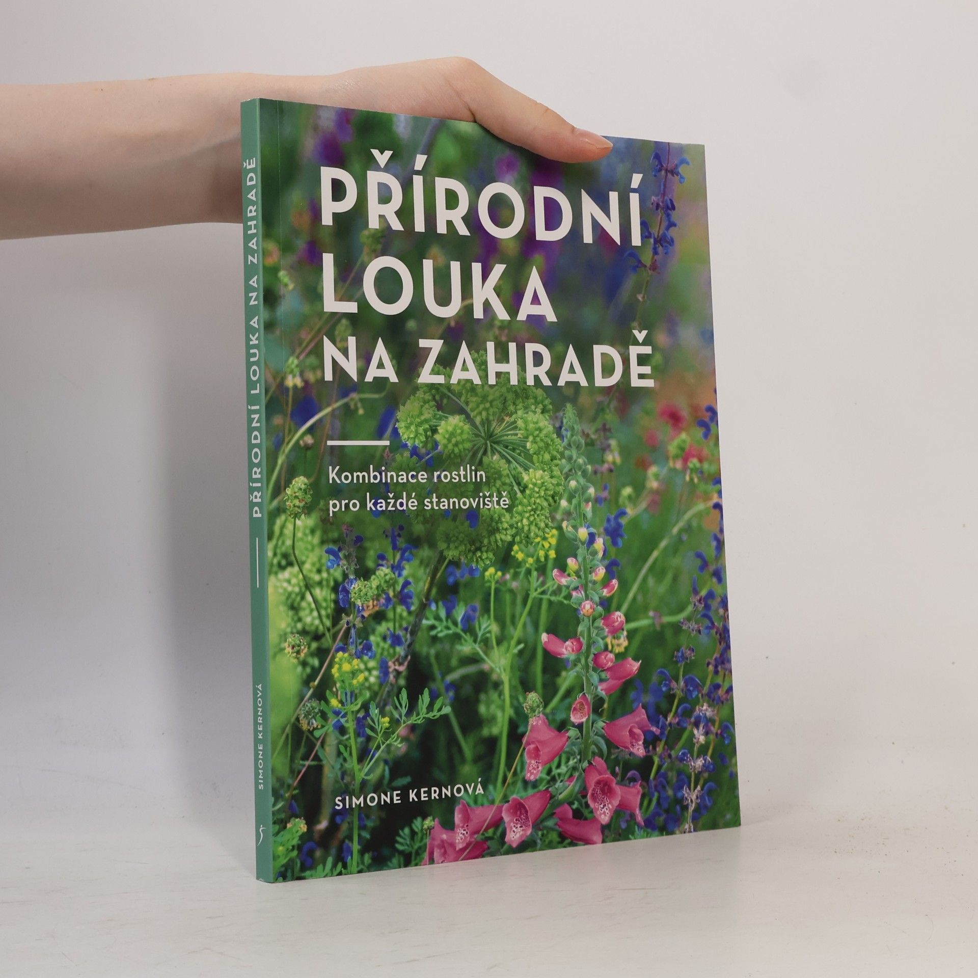 Simone Kern Přírodní louka na zahradě