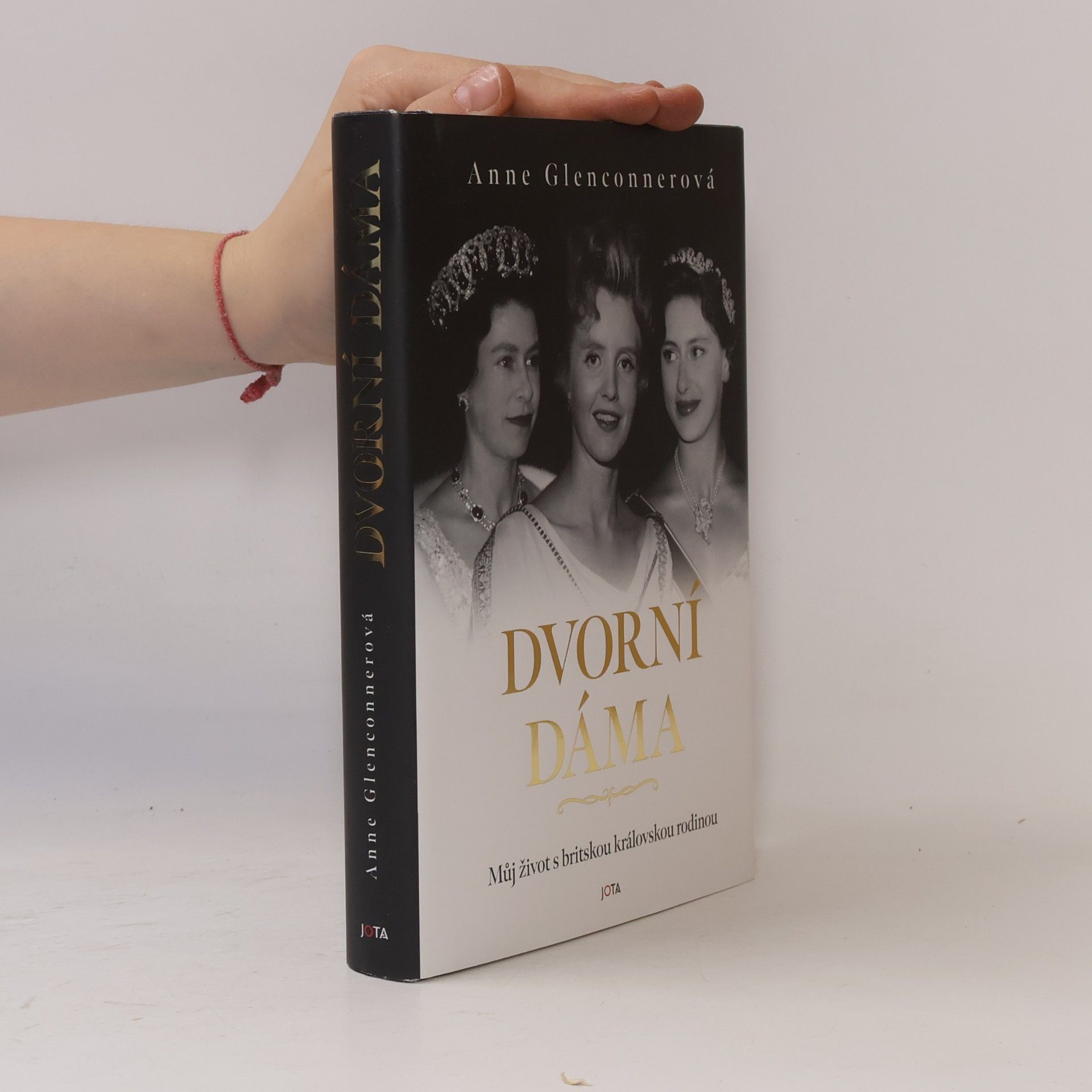 Dvorní dáma. Můj život s britskou královskou rodinou.