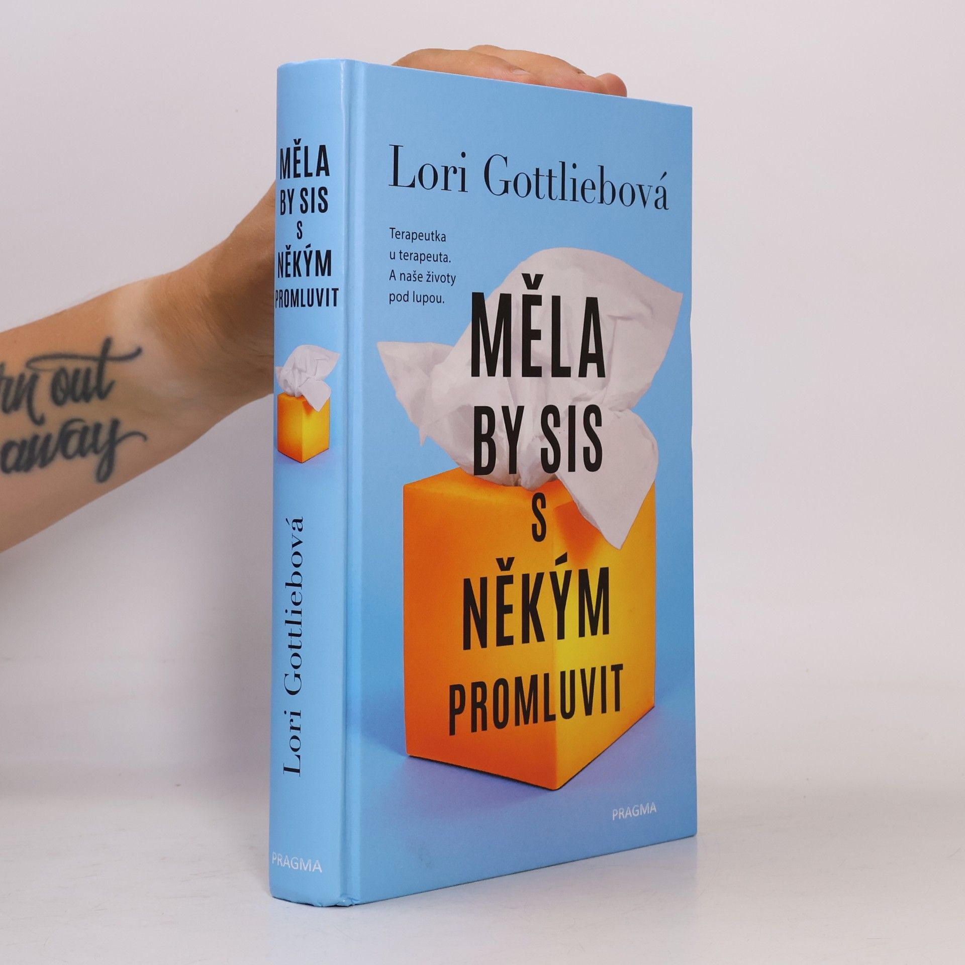 Lori Gottlieb Měla by sis s někým promluvit