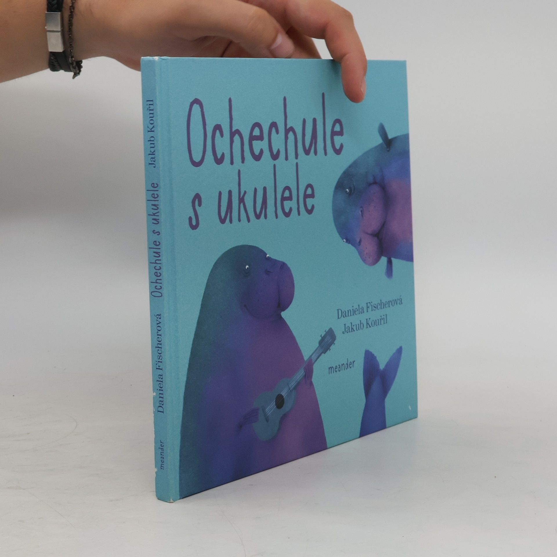 Ochechule s ukulele