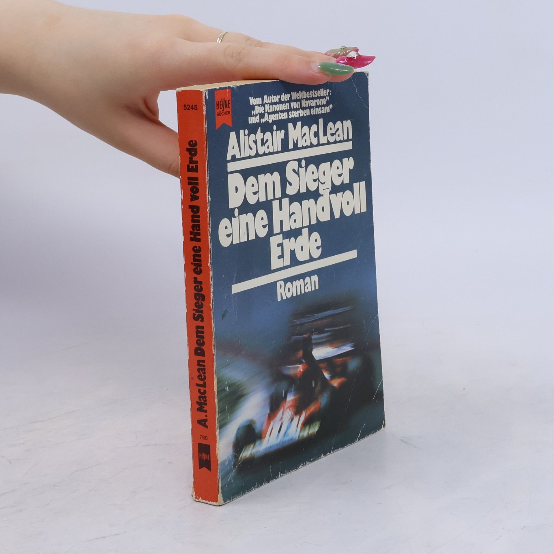 Alistair MacLean Dem Sieger eine Handvoll Erde