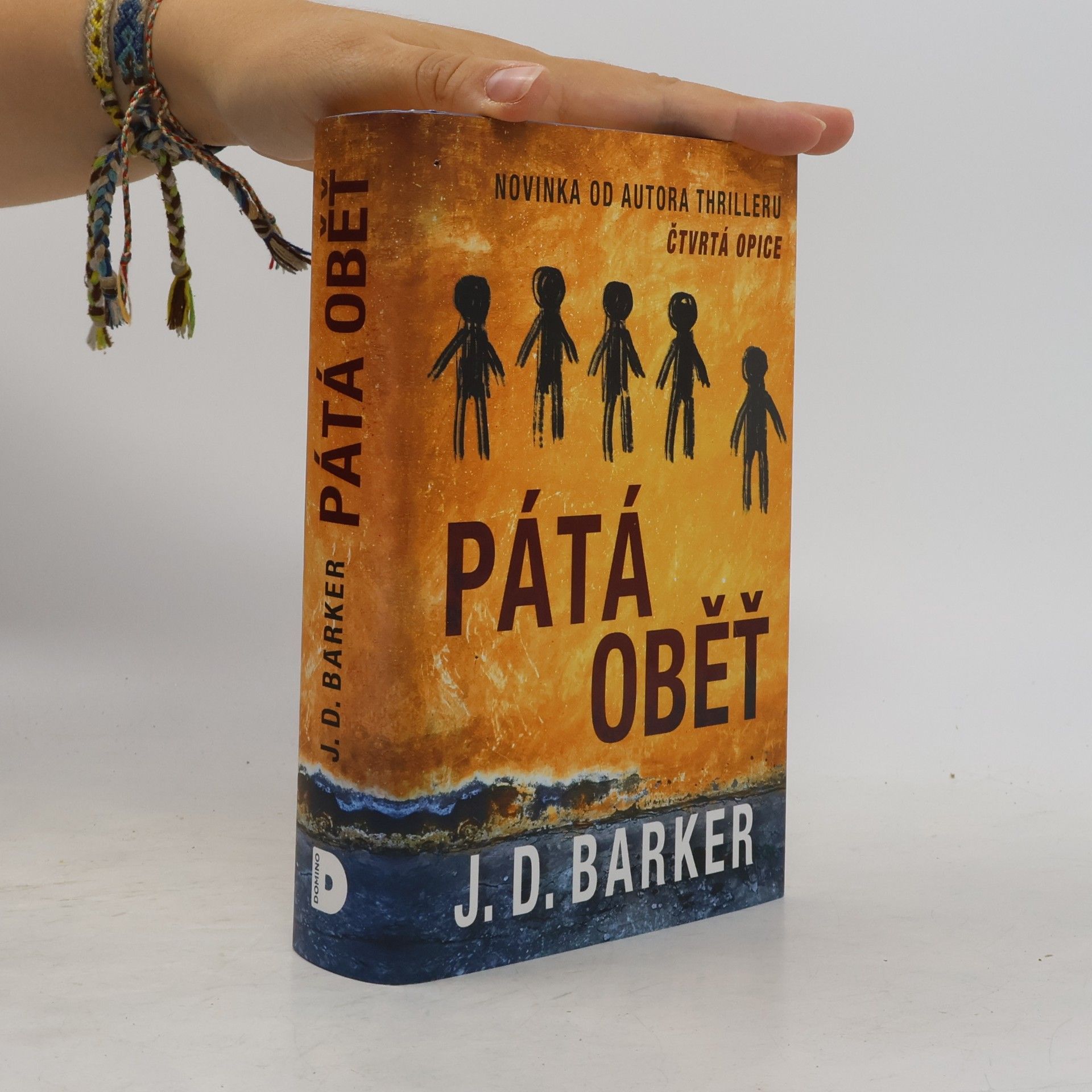 J. D. Barker Pátá oběť