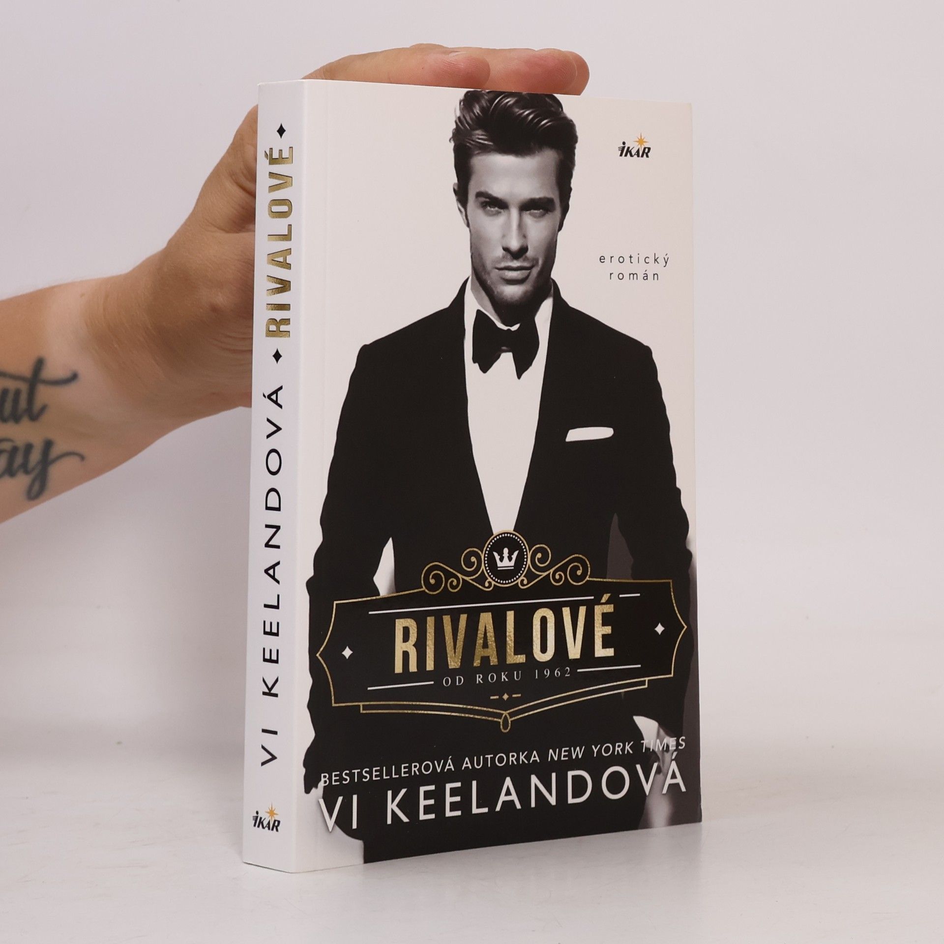 Vi Keeland Rivalové od roku 1962
