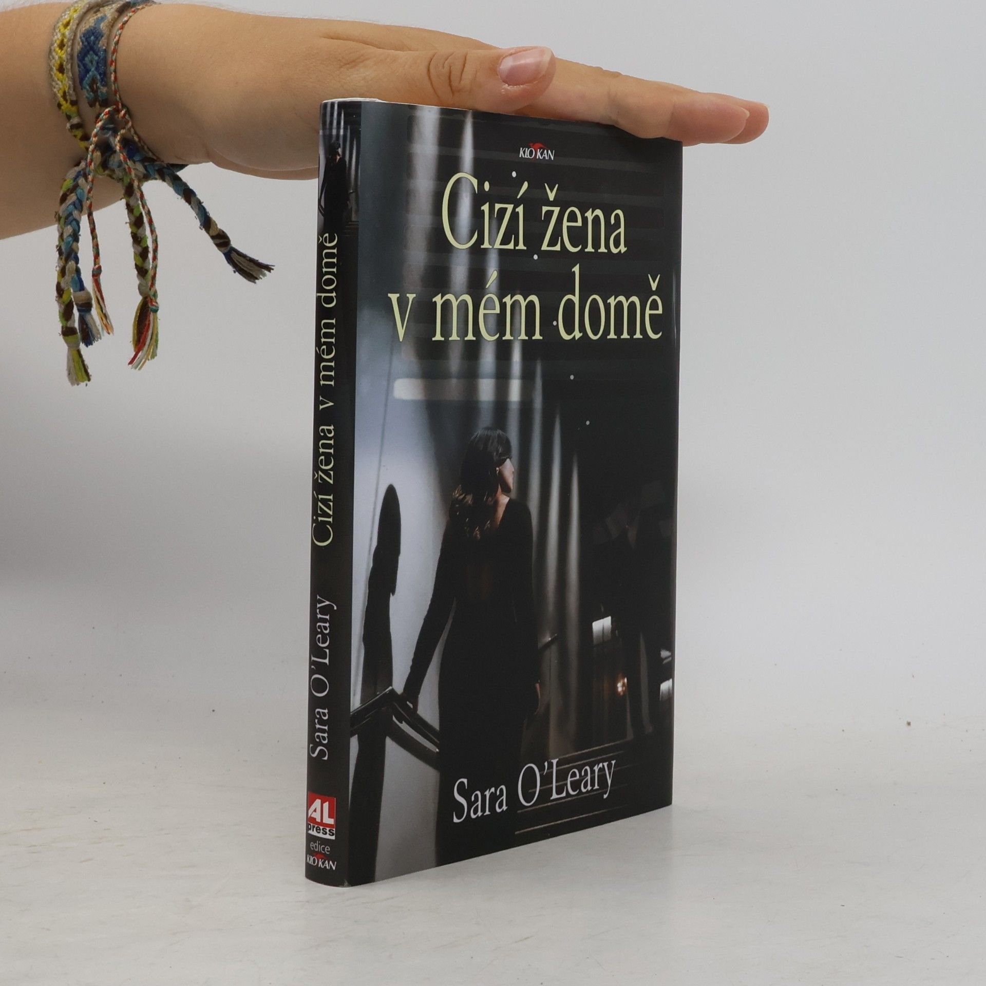 Sara OLeary Cizí žena v mém domě