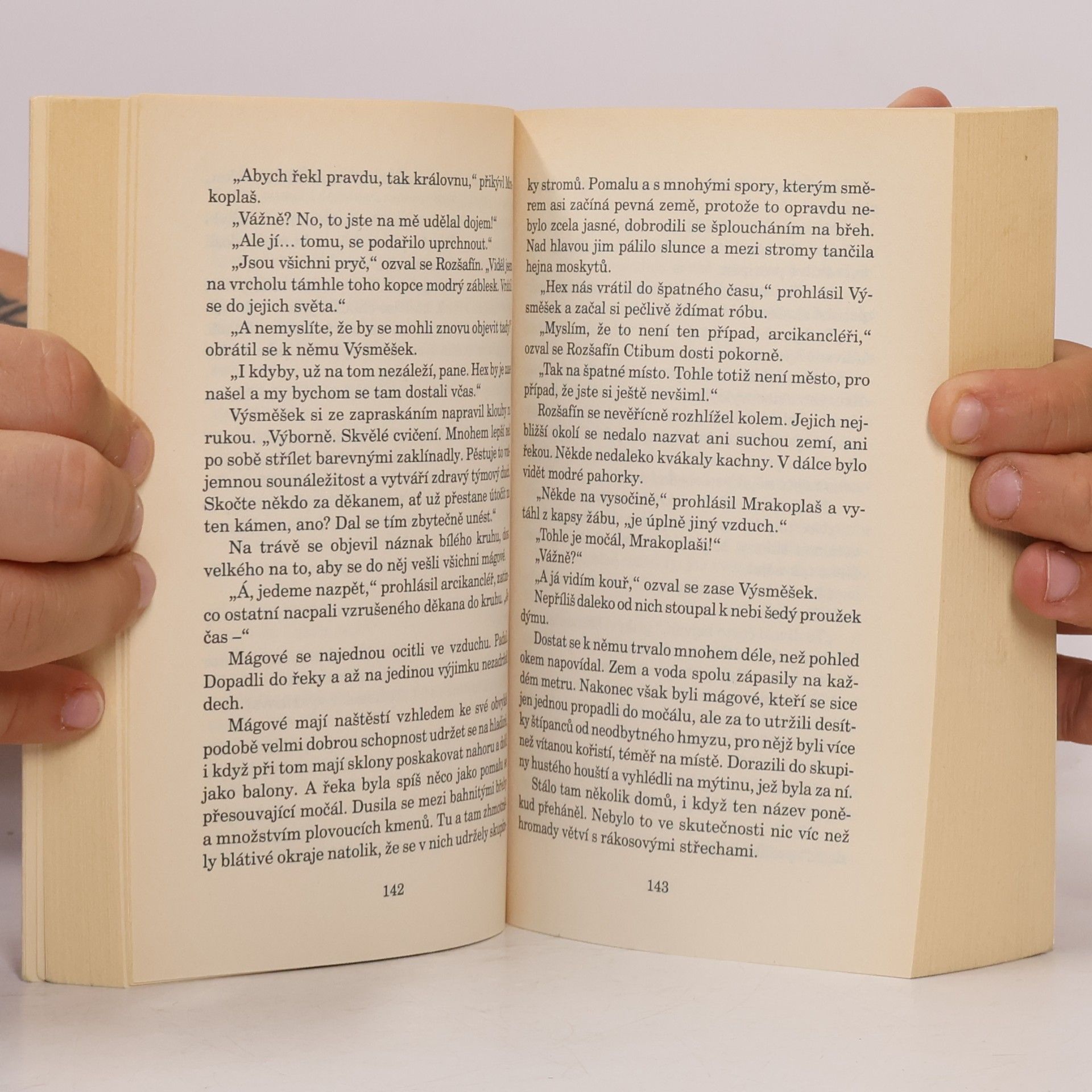 Terry Pratchett Koule. Věda na Zeměploše