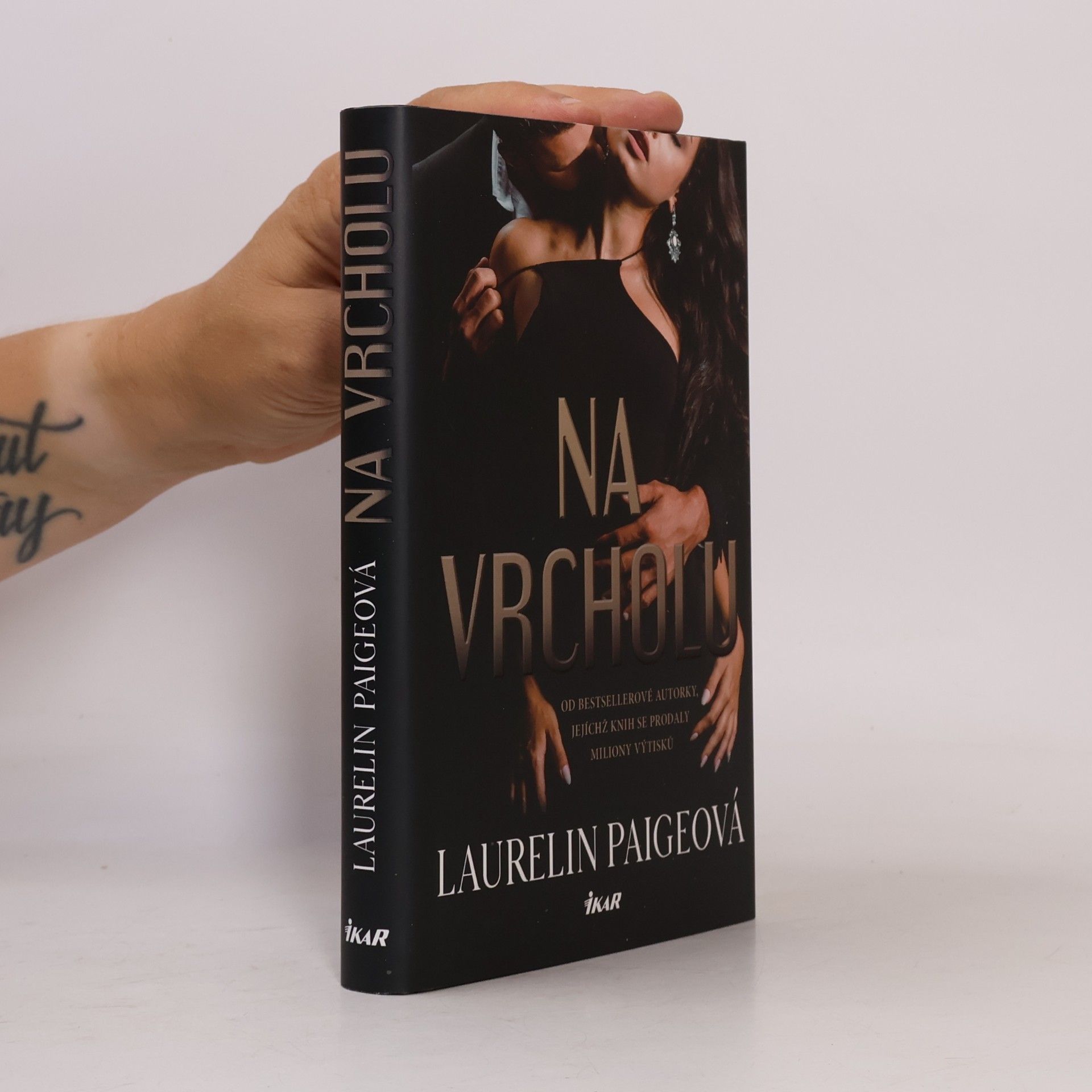 Laurelin Paige Na vrcholu