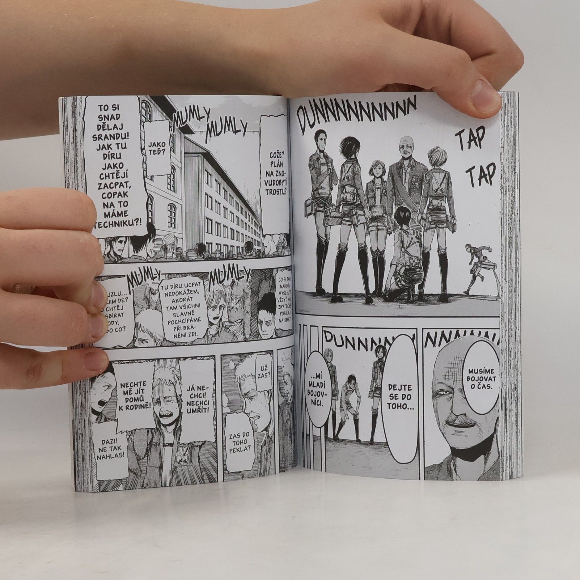 Hajime Isayama Útok titánů. 3