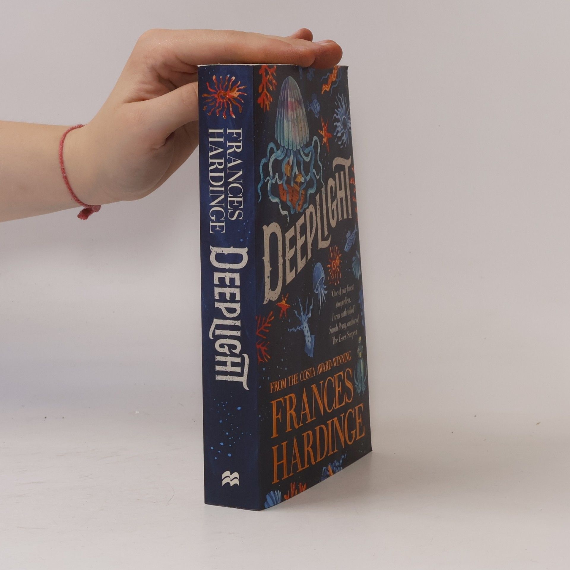 Frances Hardinge Deeplight