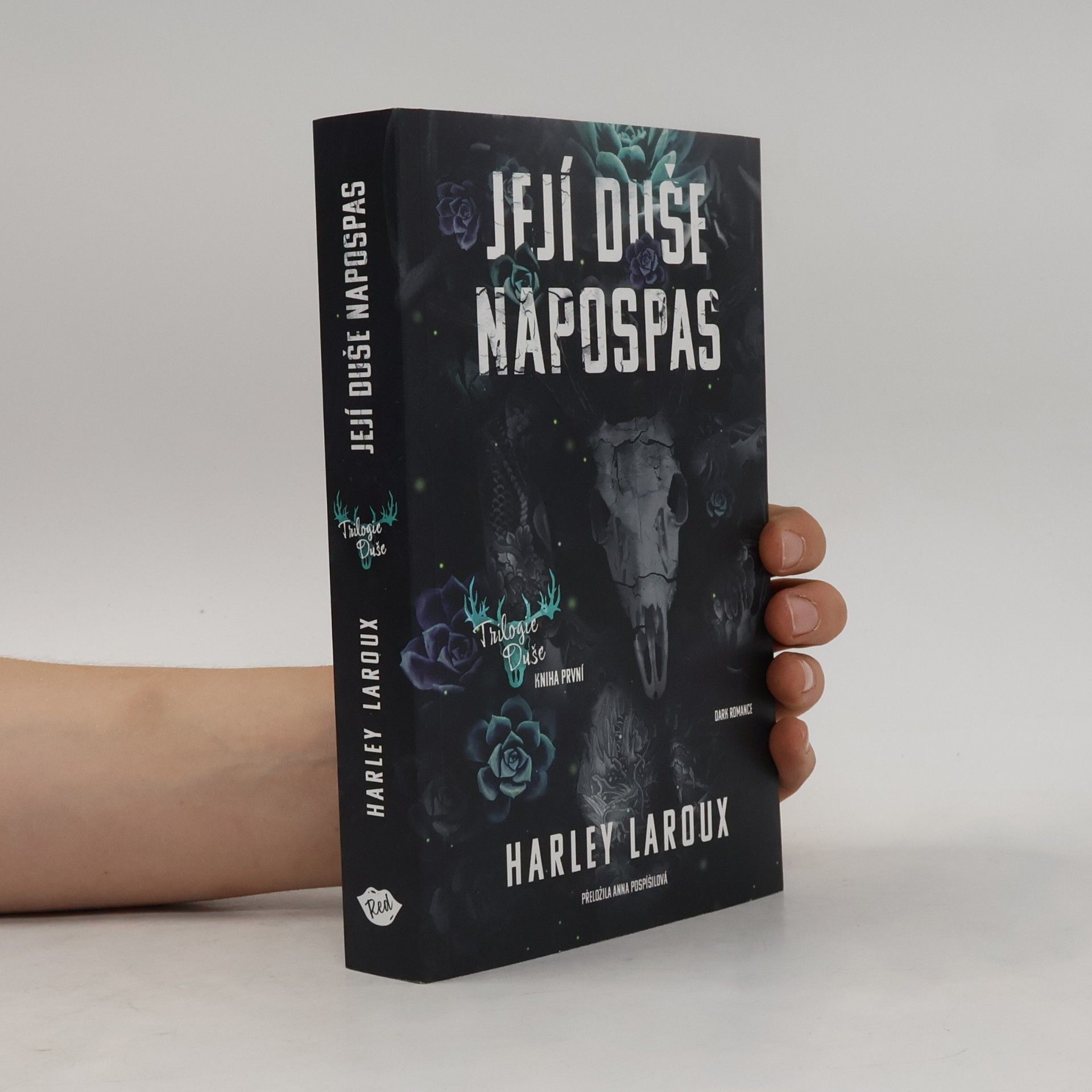 Harley Laroux Její duše napospas