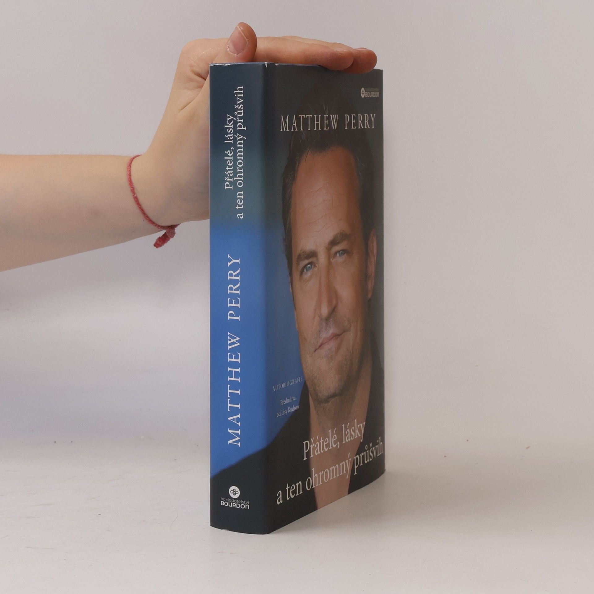 Matthew Perry Přátelé, lásky a ten ohromný průšvih