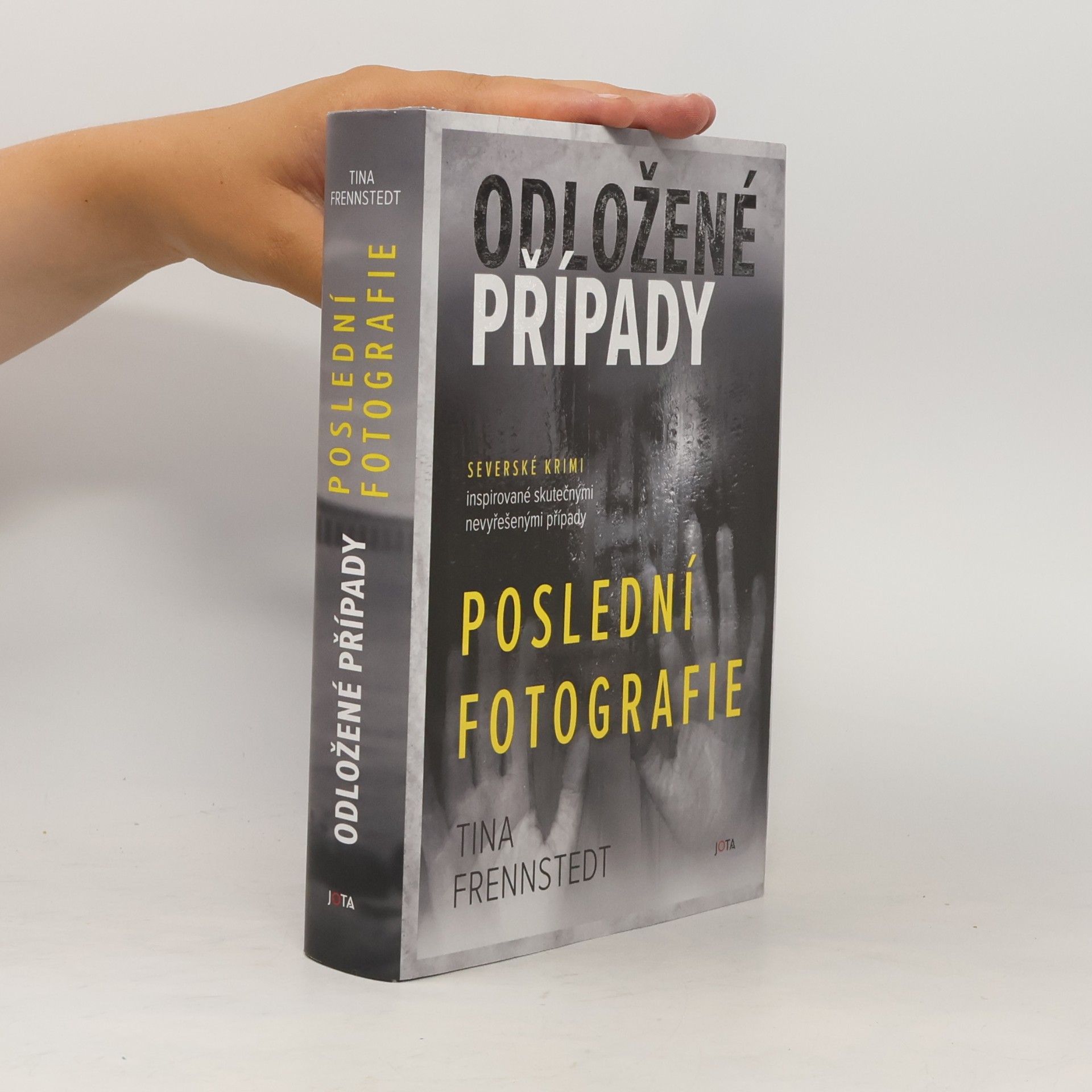 Tina Frennstedt Odložené případy. Poslední fotografie