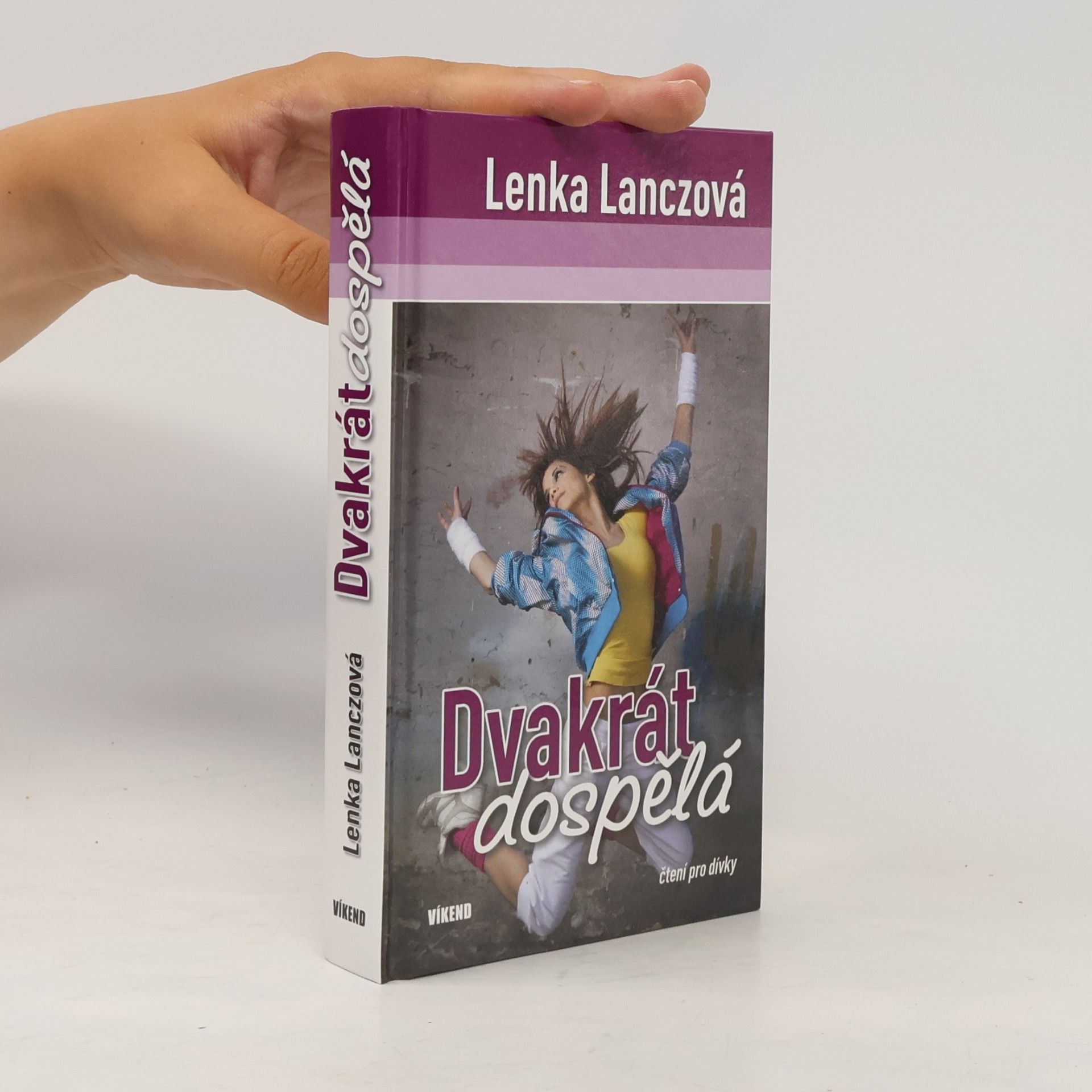 Lenka Lanczová Dvakrát dospělá