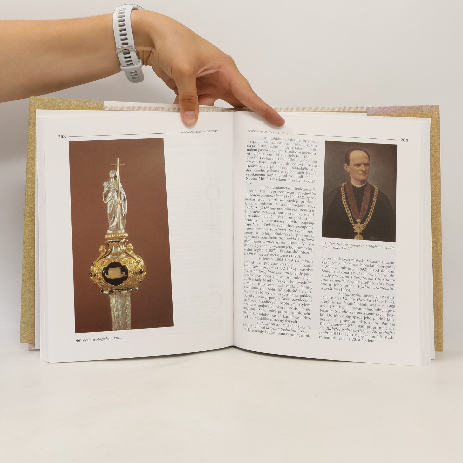 Ludmila Hlaváčková Dějiny Univerzity Karlovy 1802-1918. 3. díl