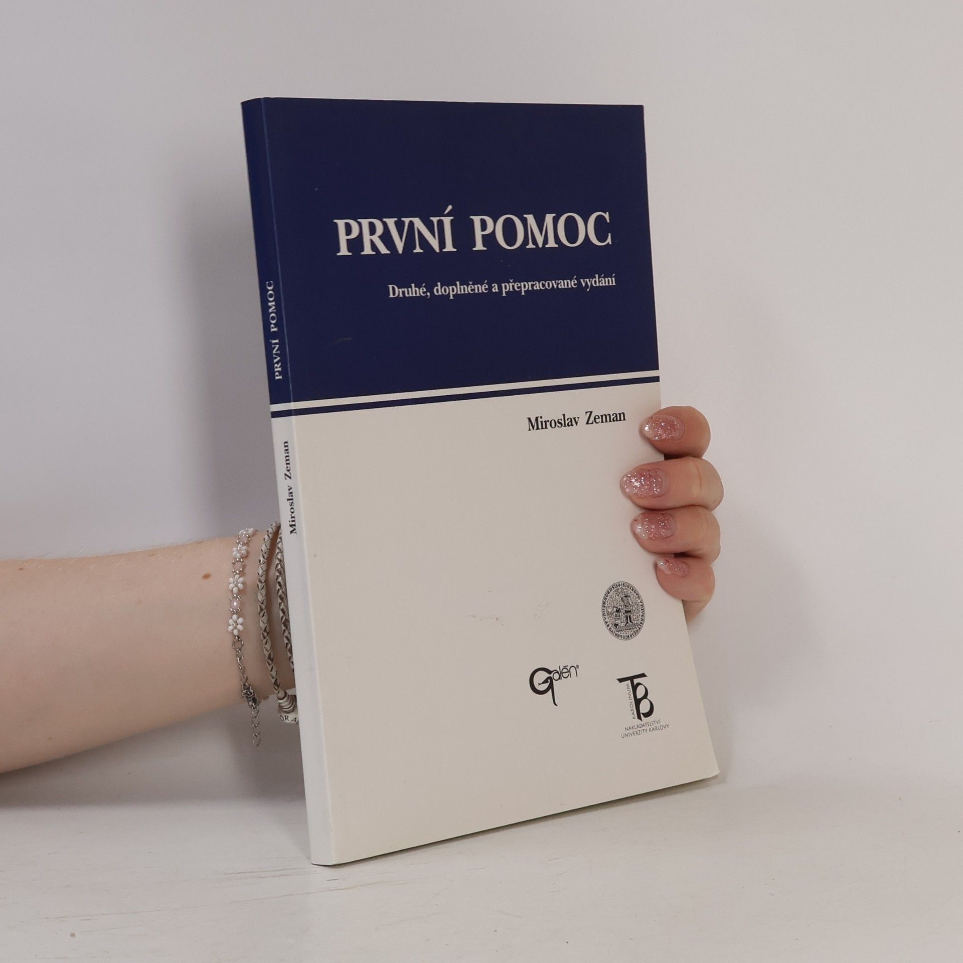 První pomoc. Druhé, doplněné a přepracované vydání