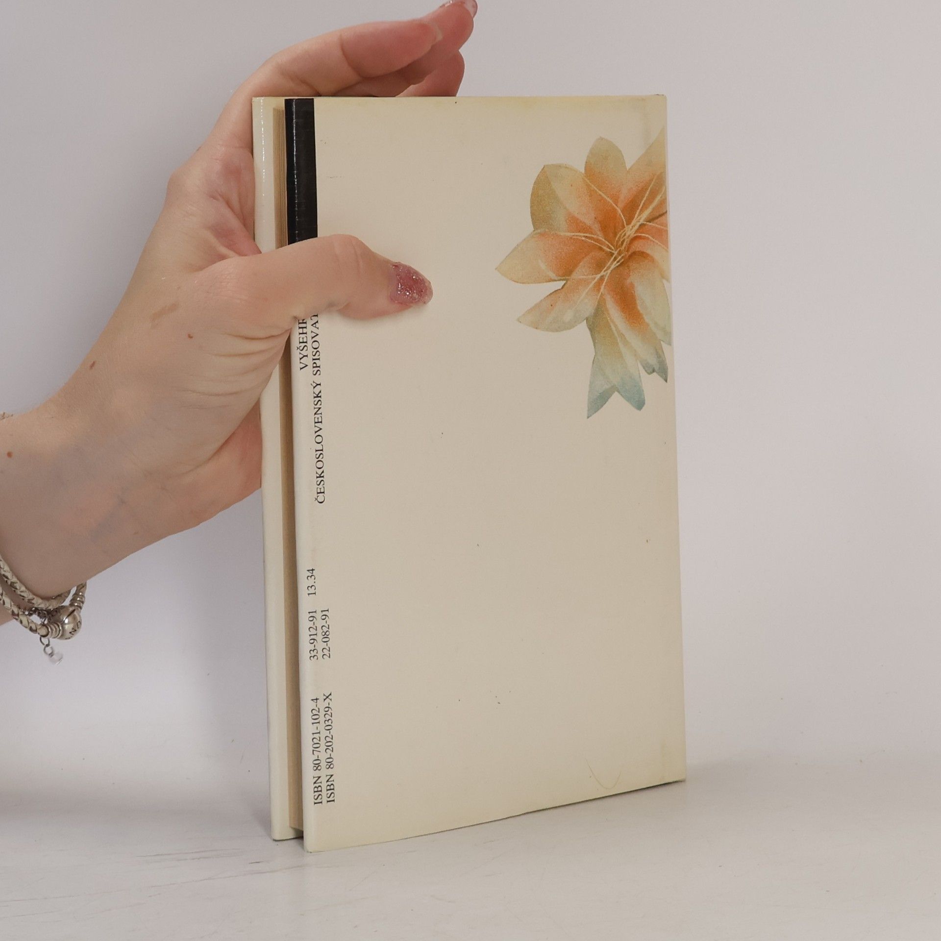 Daphne du Maurier Mrtvá a živá