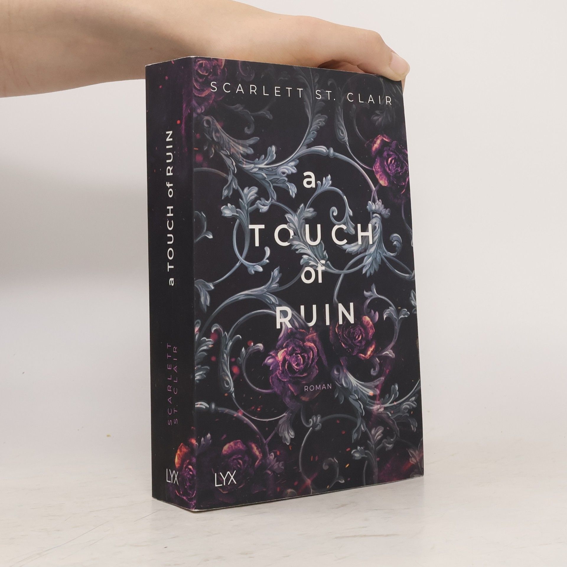 Scarlett St. Clair A Touch of Ruin