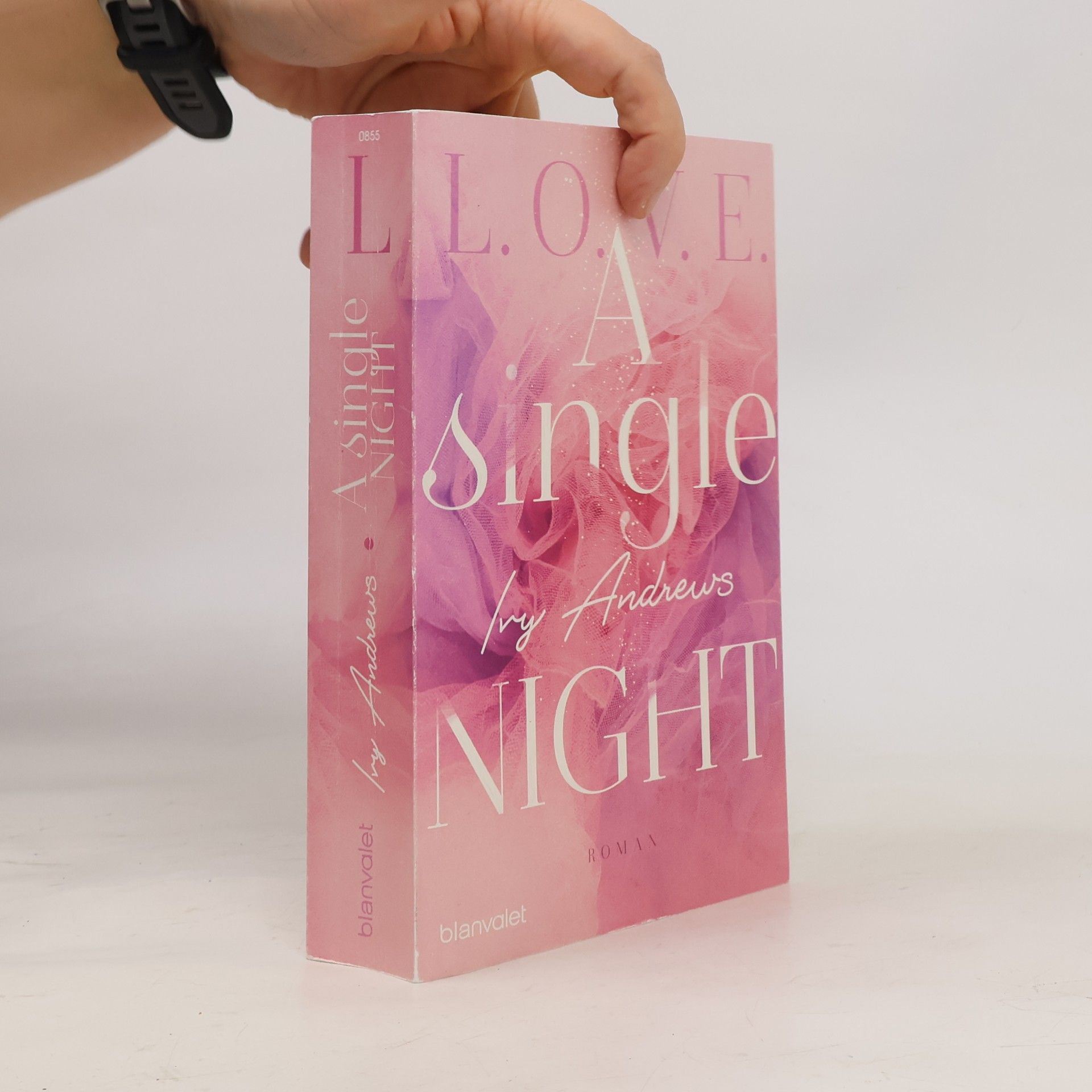 Ivy Andrews L.O.V.E. 1:A single night