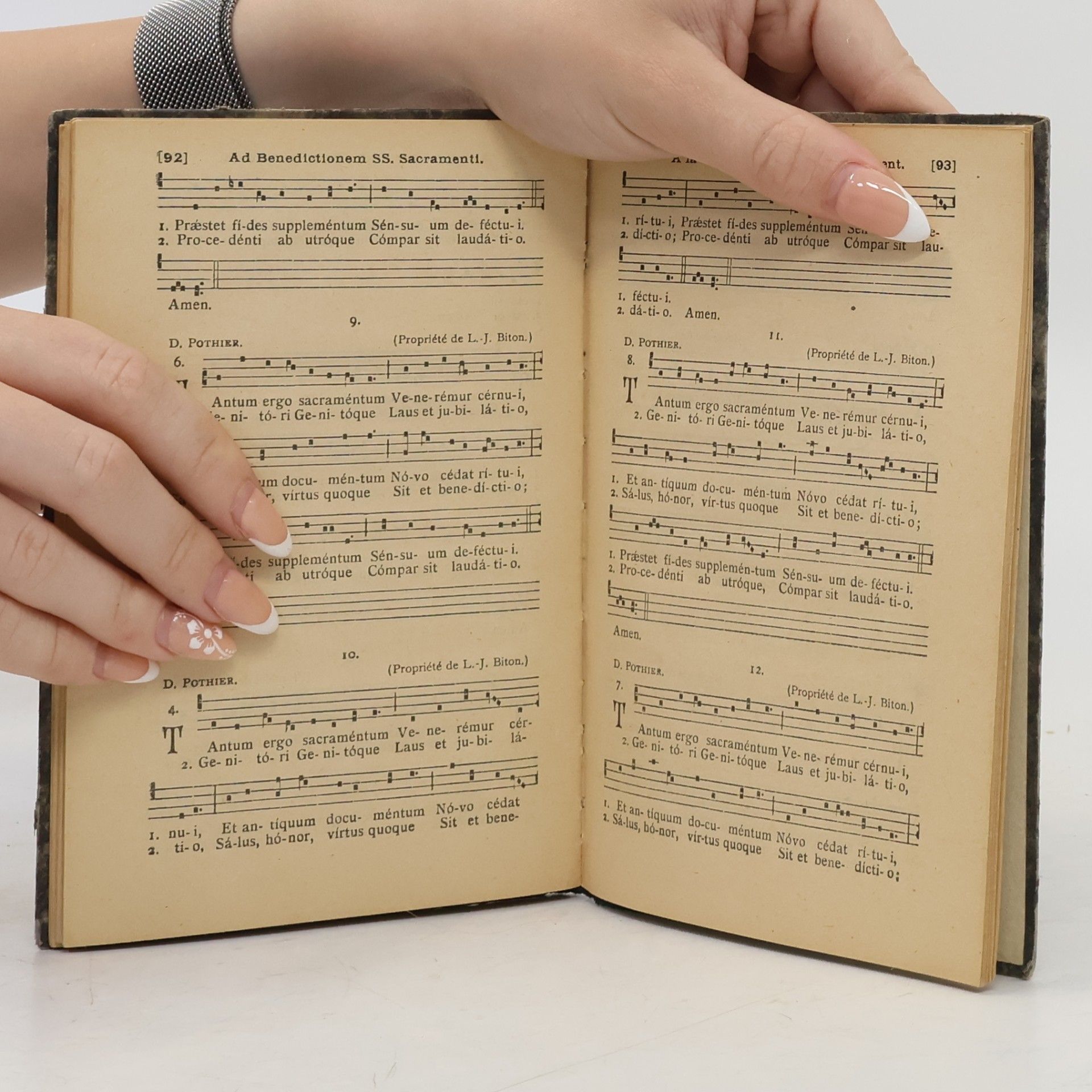 Various authors Cantus ad Processiones et Benedictiones SSmi Sacramenti. Chants des Saluts et des Processions
