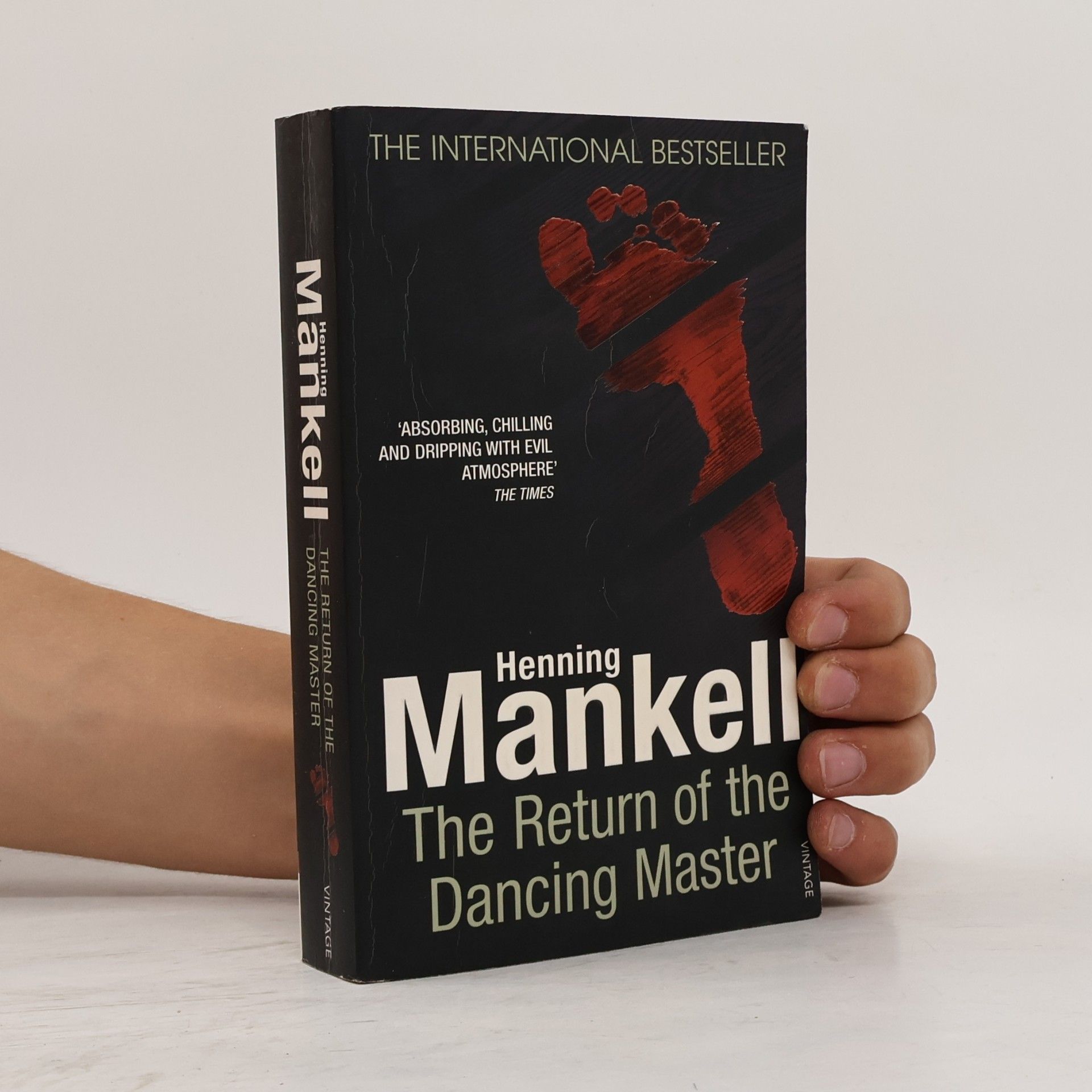 Henning Mankell The Return Of The Dancing Master. Die Rückkehr des Tanzlehrers, englische Ausgabe
