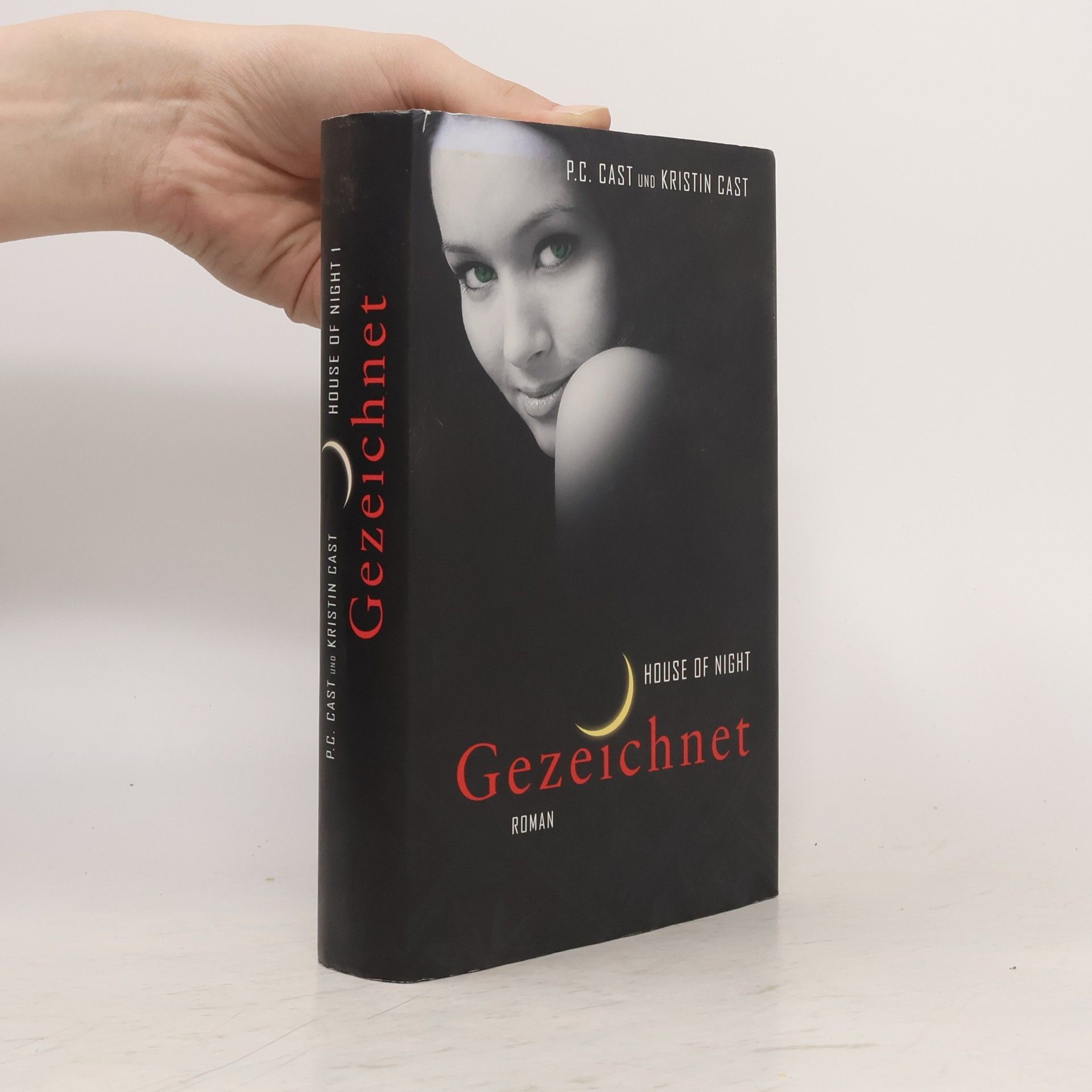 Phyllis Christine Cast Gezeichnet