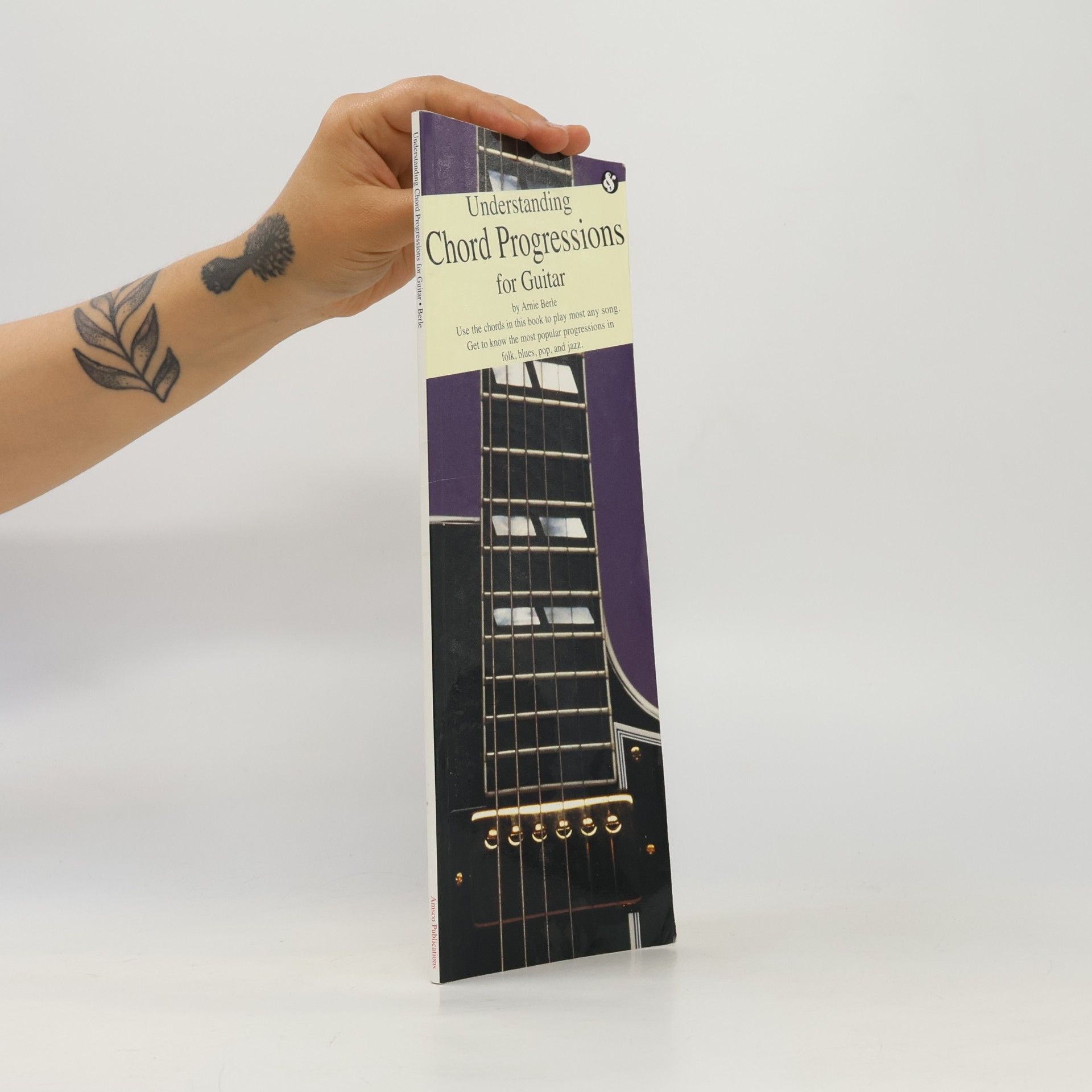 Arnie Berle Compact Music Guides Series: Understanding Chord Progressions for Guitar