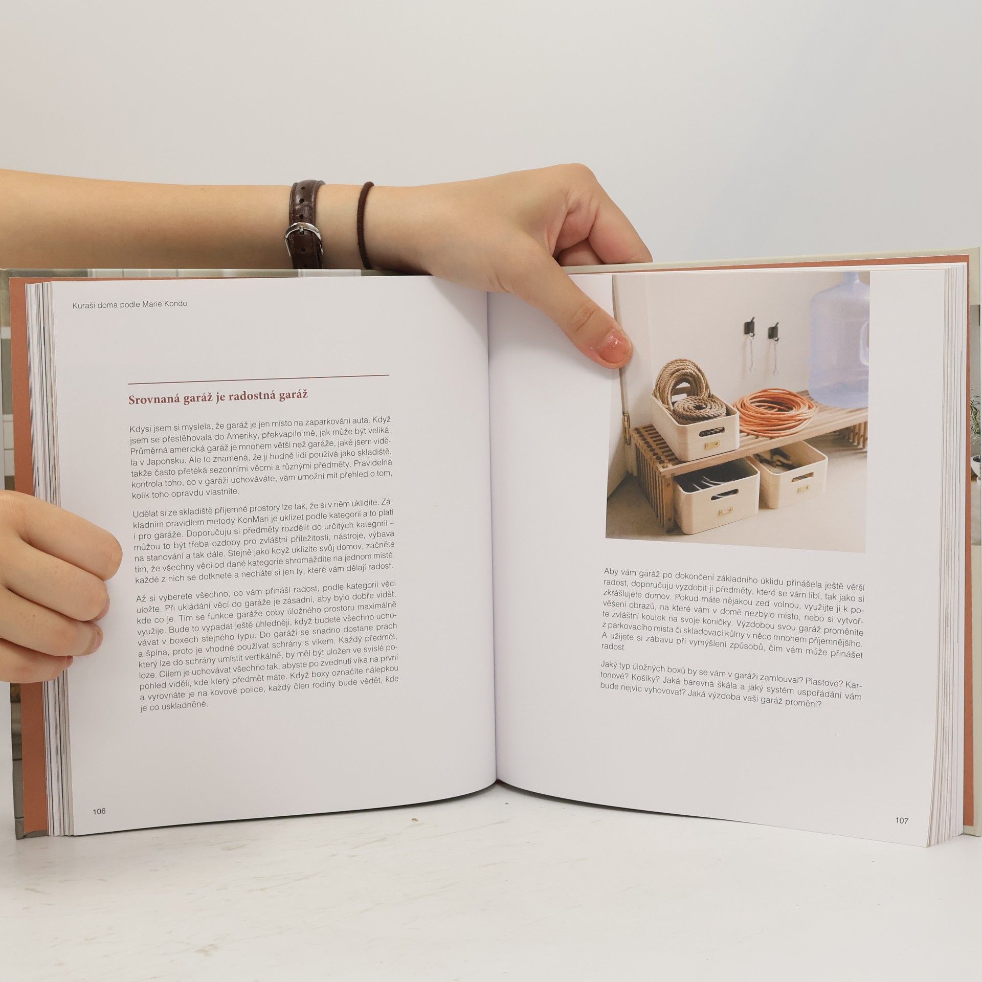 Marie Kondō Kuraši doma podle Marie Kondo : jak si uspořádat domácnost a dosáhnout ideálního života