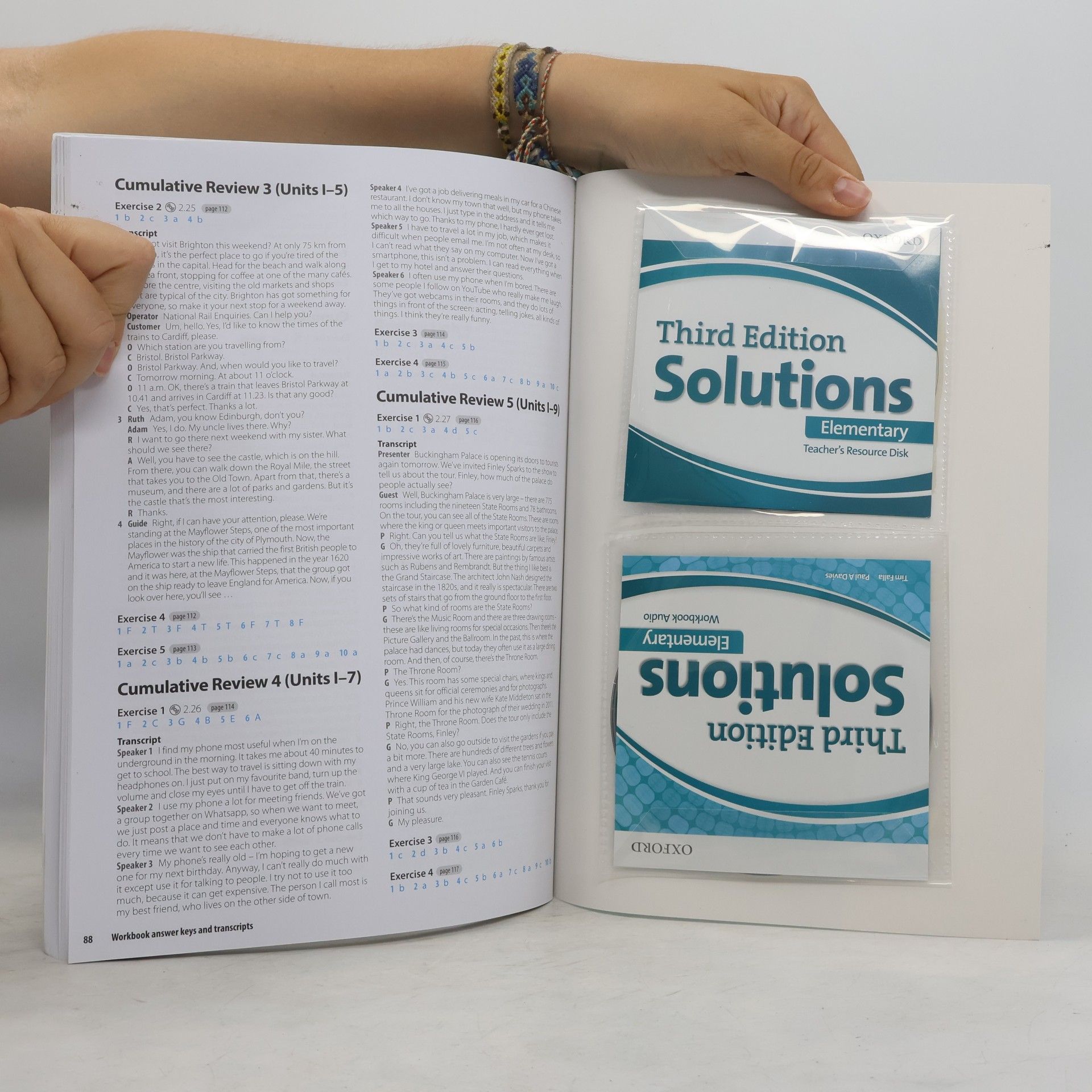 Tim Falla Solutions : elementary. Essentials teacher's book