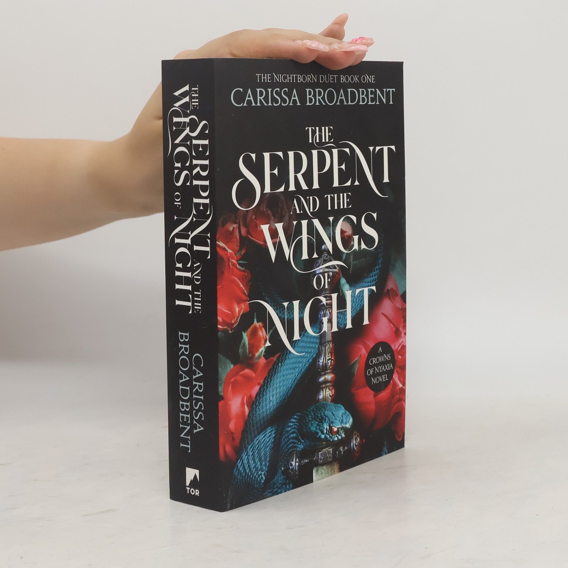 Carissa Broadbent The Serpent and the Wings of Night