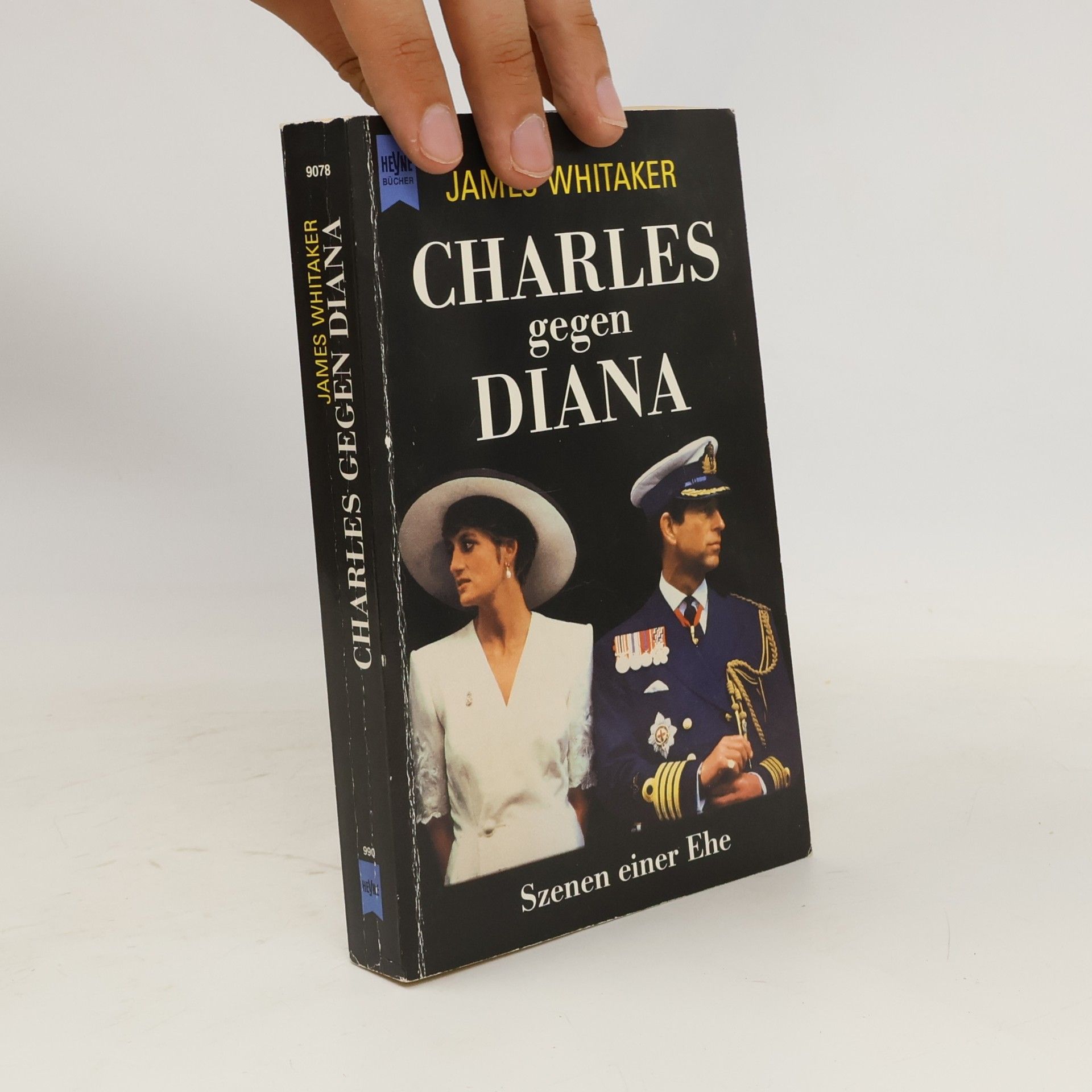 James Whitaker Charles gegen Diana