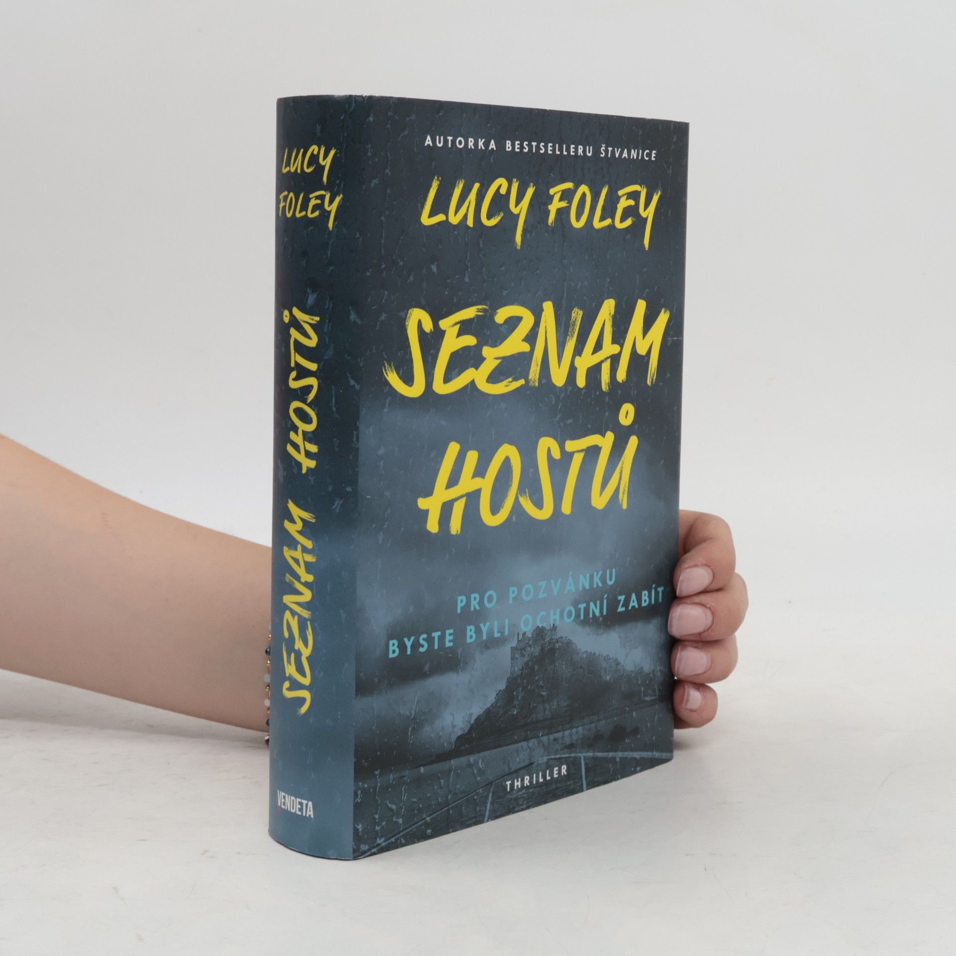 Lucy Foley Seznam hostů