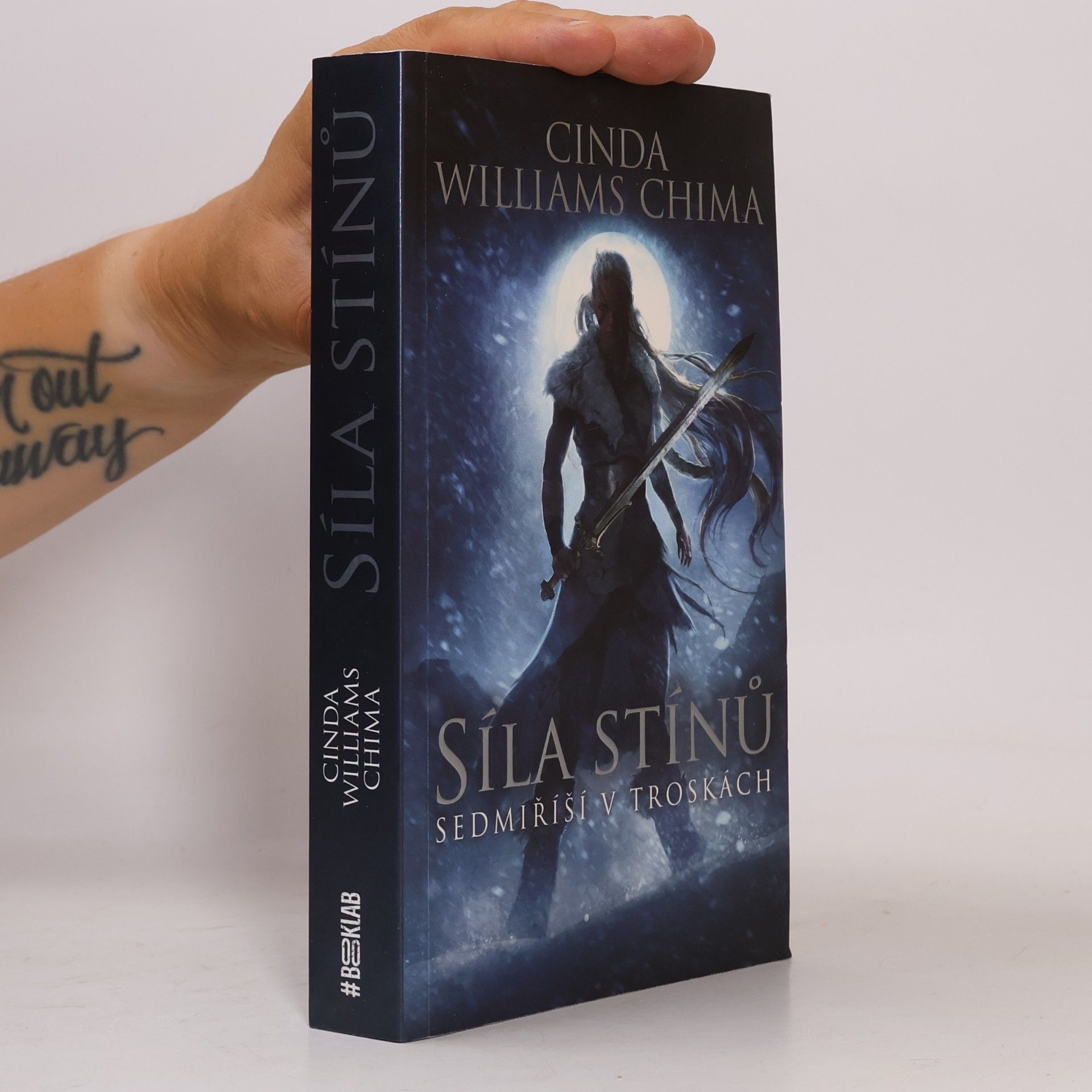 Williams Chima Cinda Síla stínů