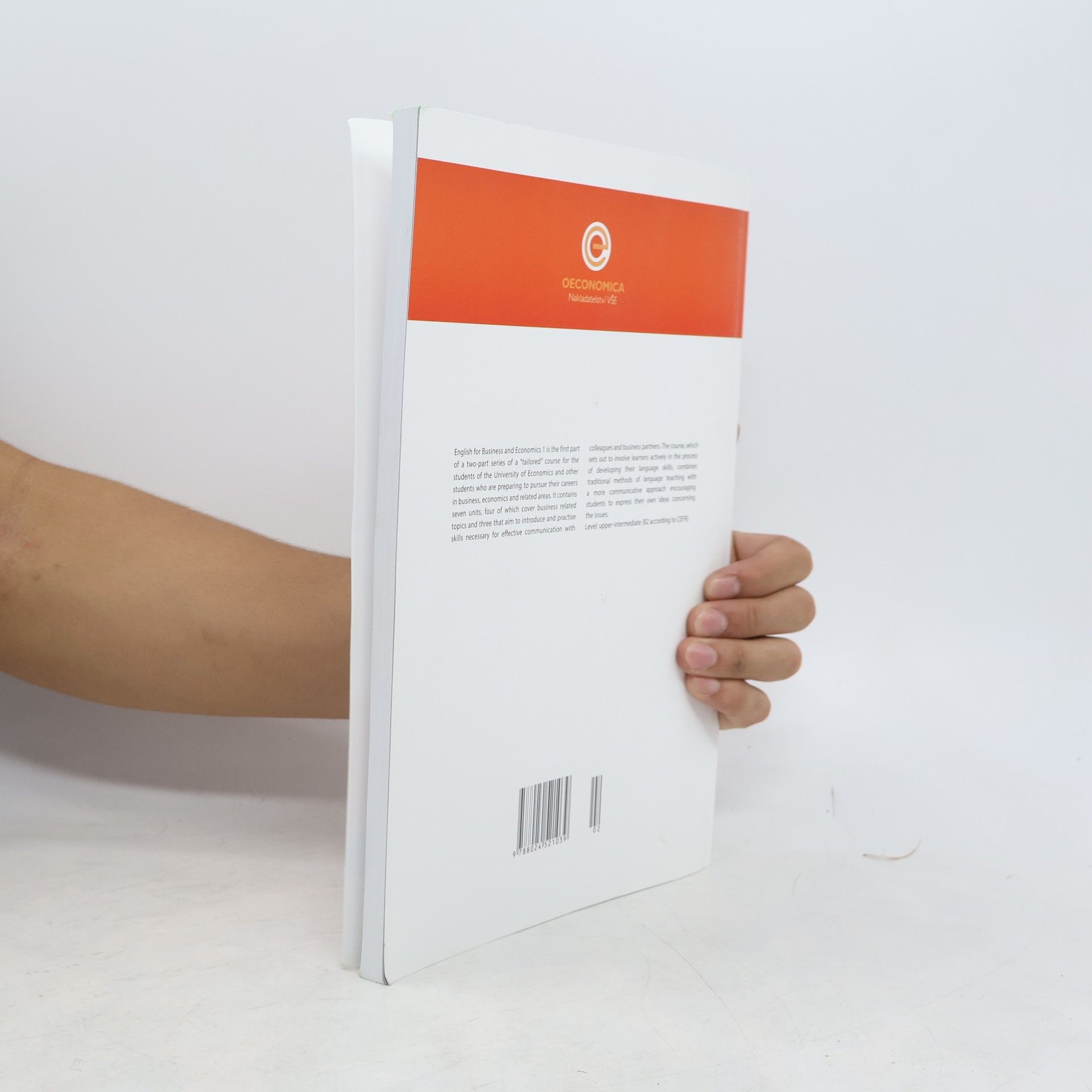 Autores varios English for business and economics 1