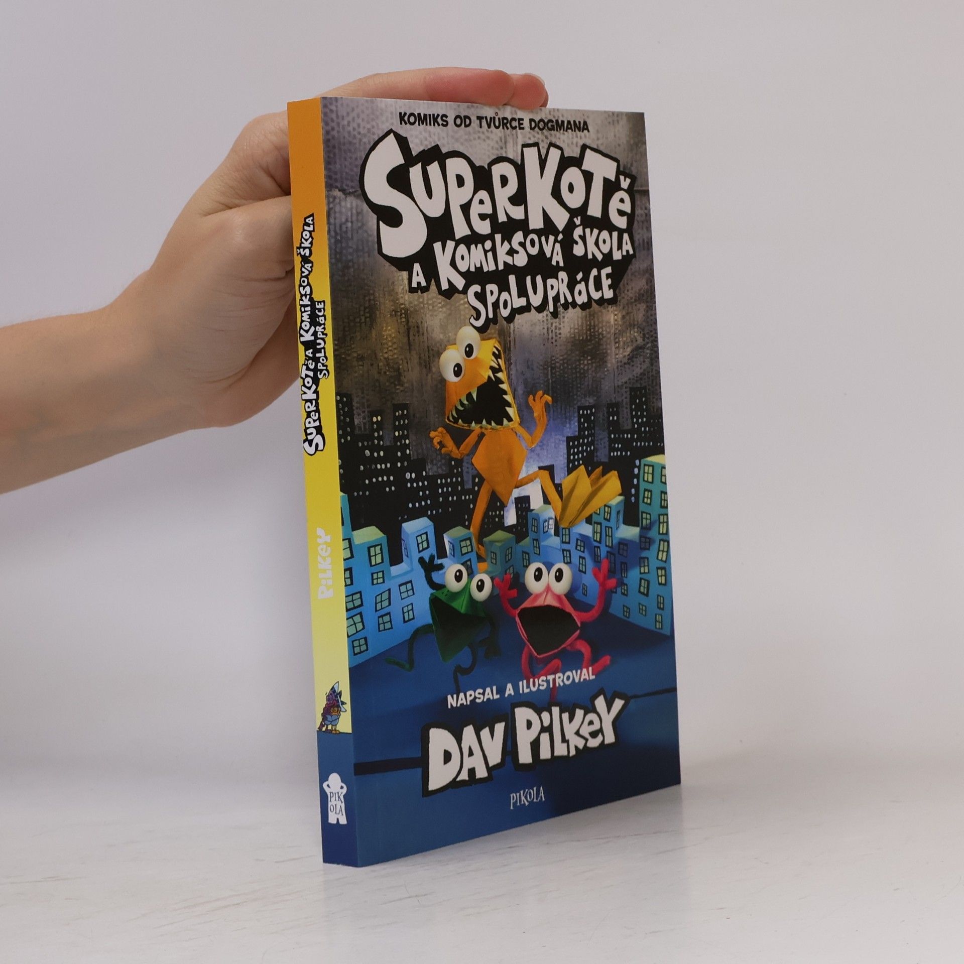 Dav Pilkey Superkotě a komiksová škola: Superkotě 4