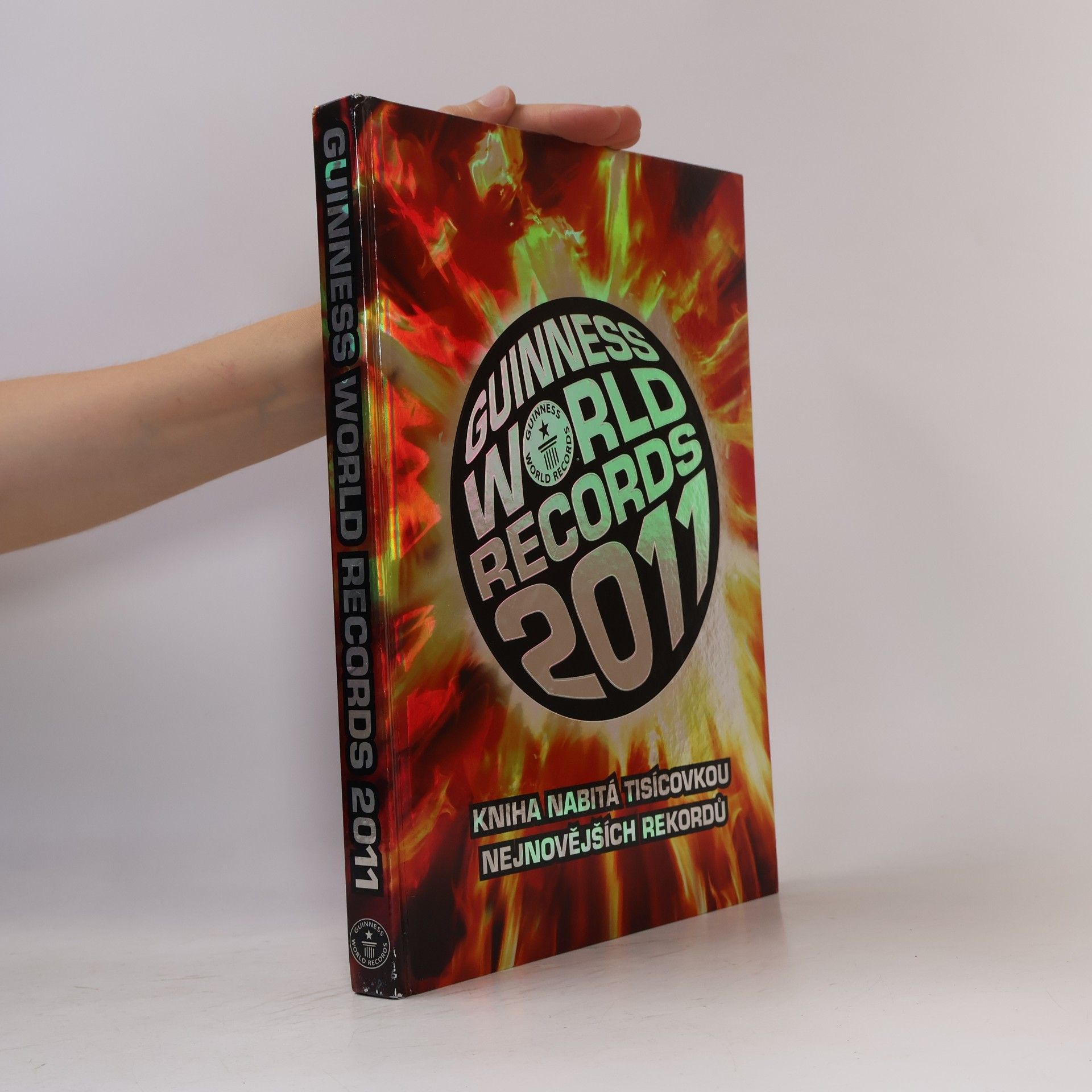 Guinness World Records Ltd. Guinness World Records 2011 : Kniha nabitá tisícovkou nejnovějších rekordů
