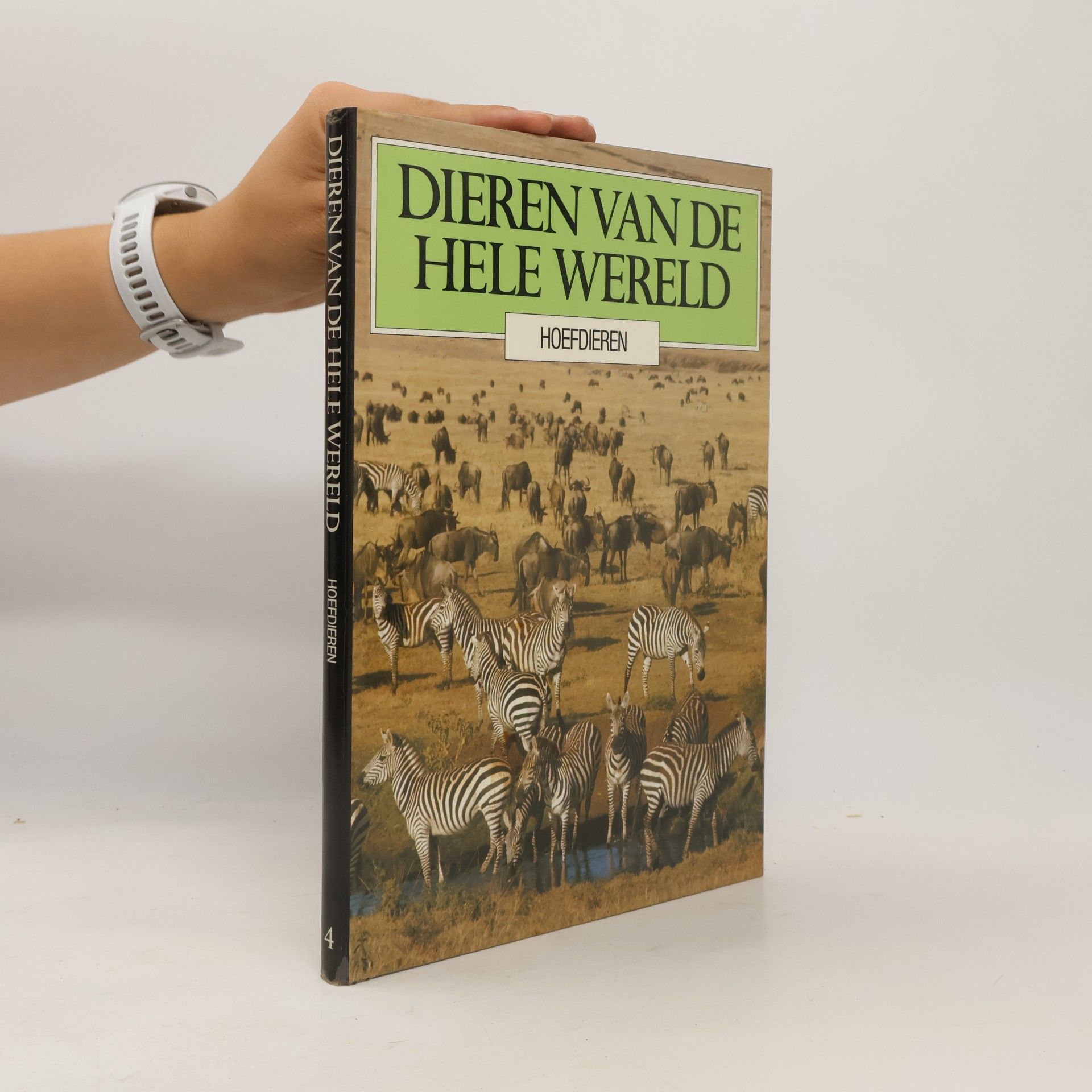 Dieren van de hele wereld - 4: Hoefdieren