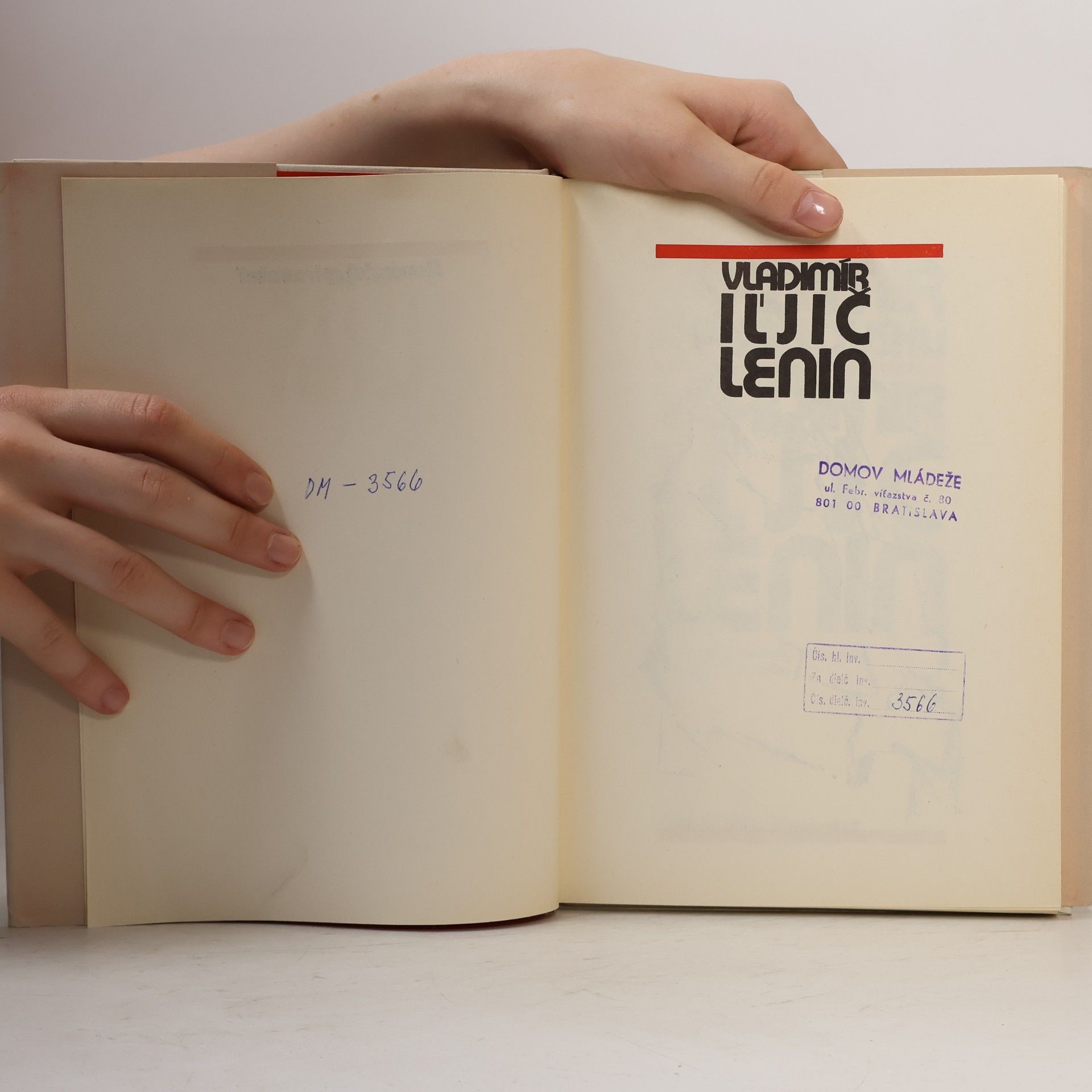Vladimir Mayakovsky Vladimír Iljič Lenin