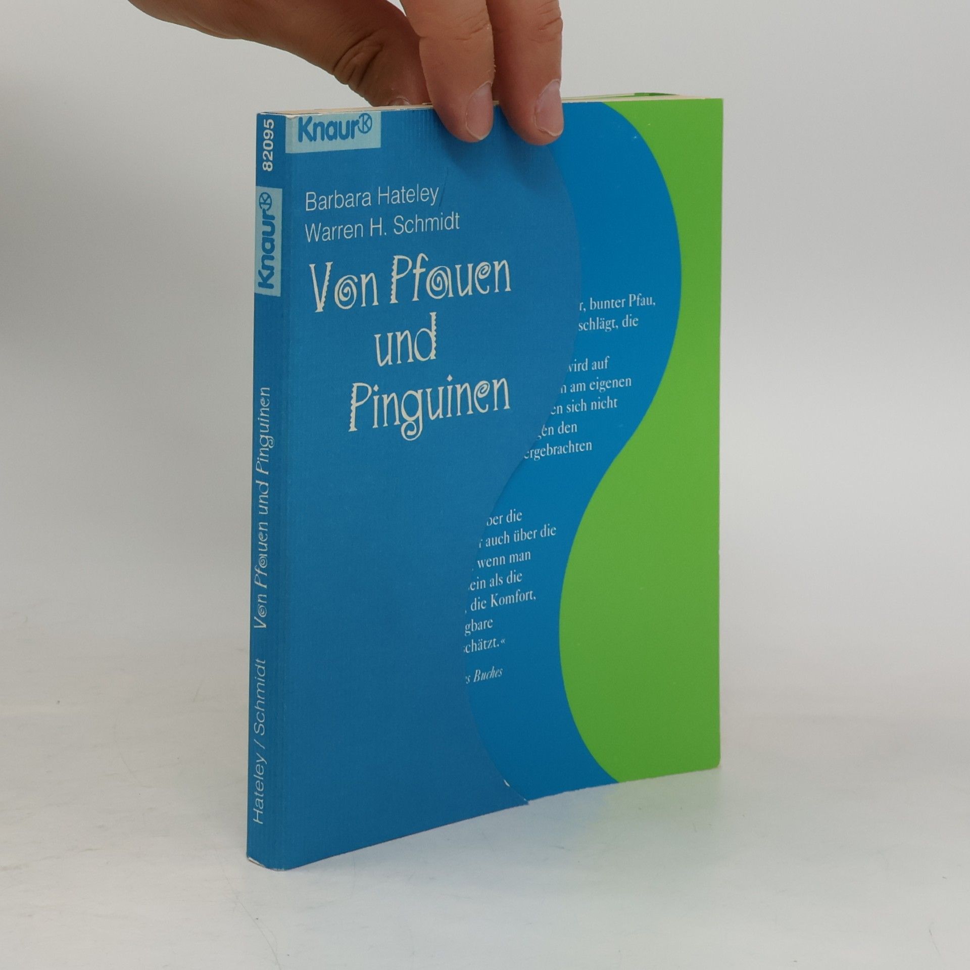 Von Pfauen und Pinguinen. Eine Fabel über Frackzwang und Phantasie
