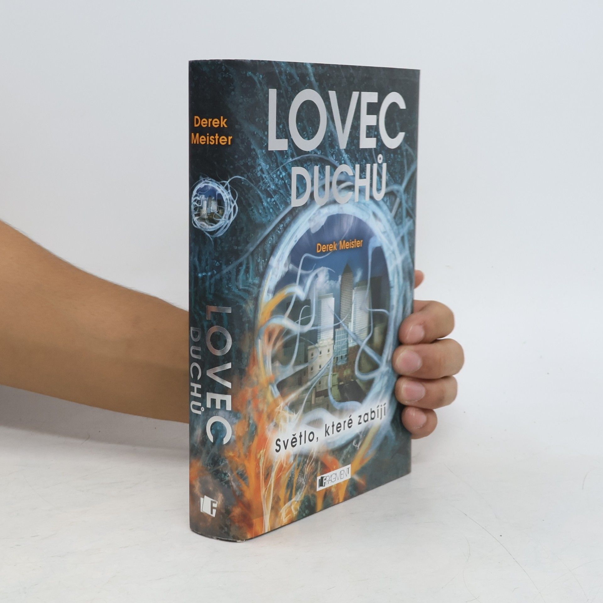 Derek Meister Lovec duchů
