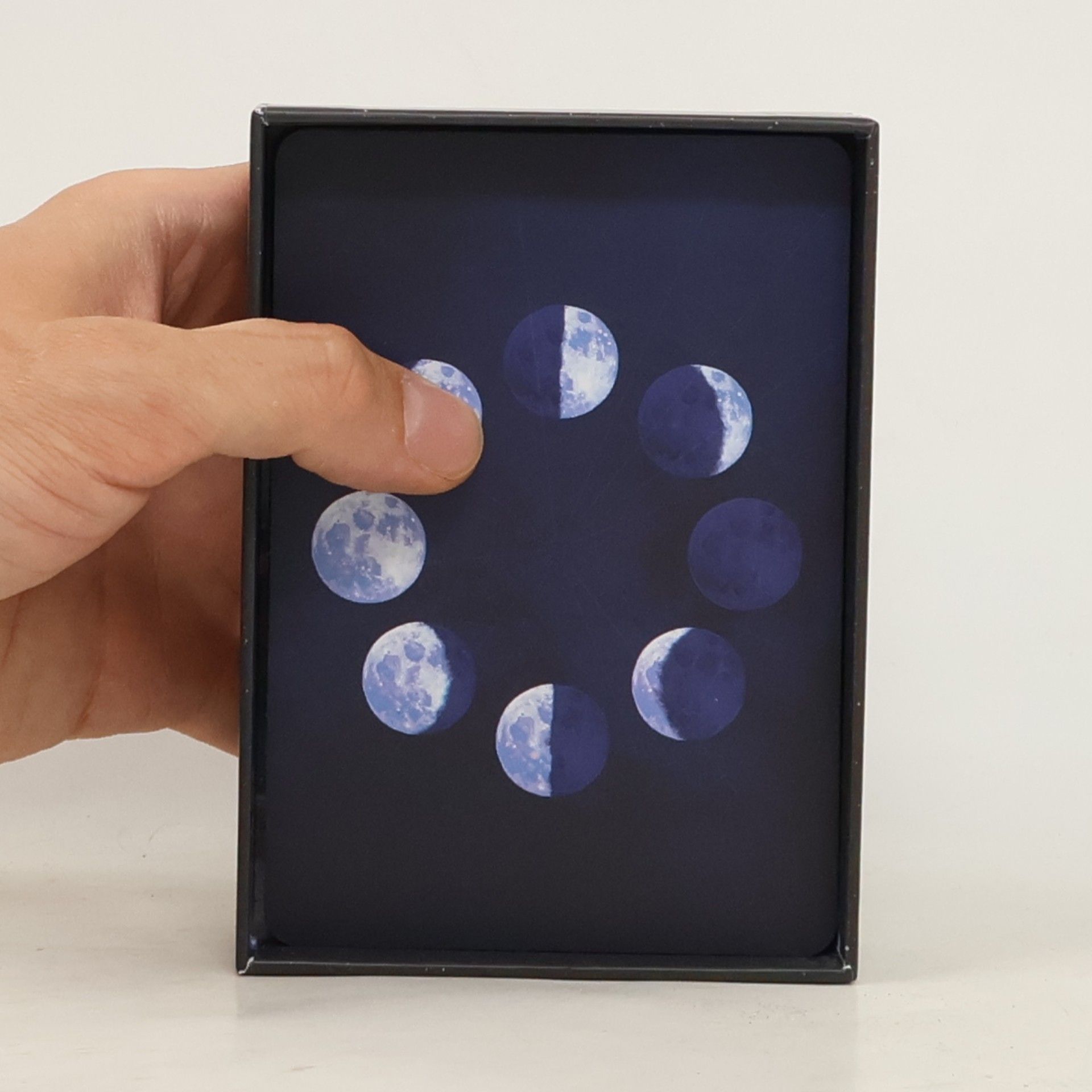Yasmin Boland Moonology Oracle Cards
