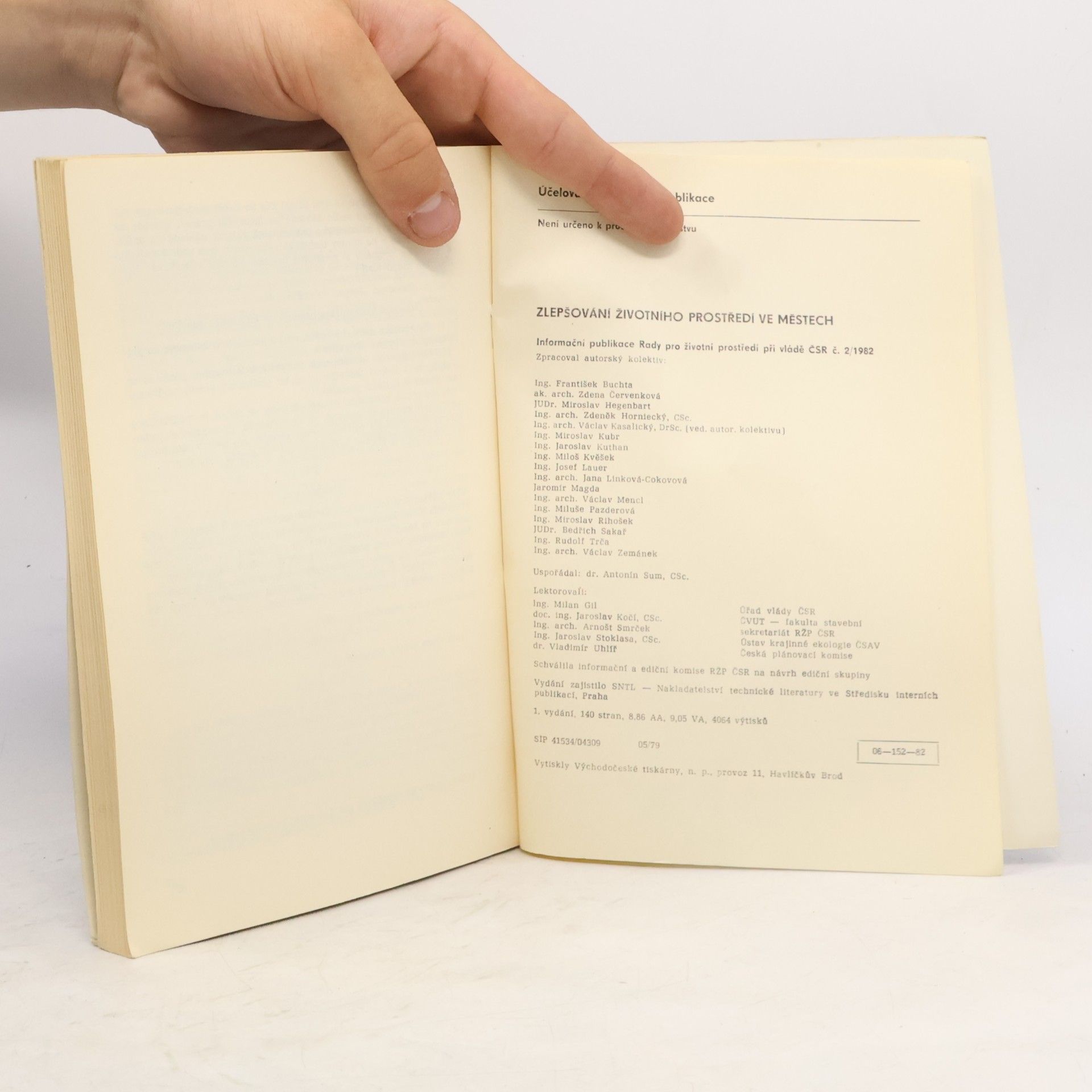 Autores varios Zlepšování životního prostředí ve městech