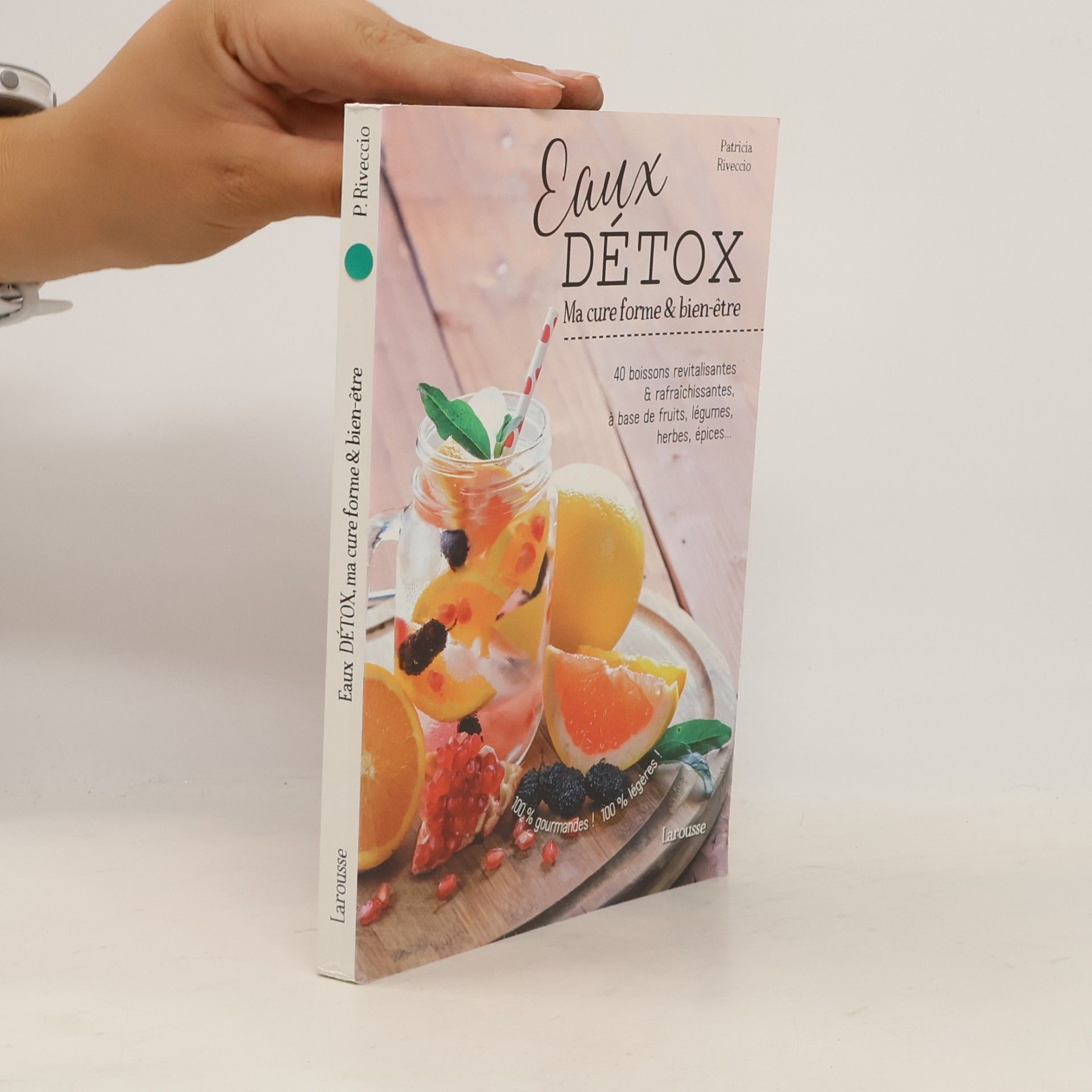 Patricia Riveccio Eaux Detox