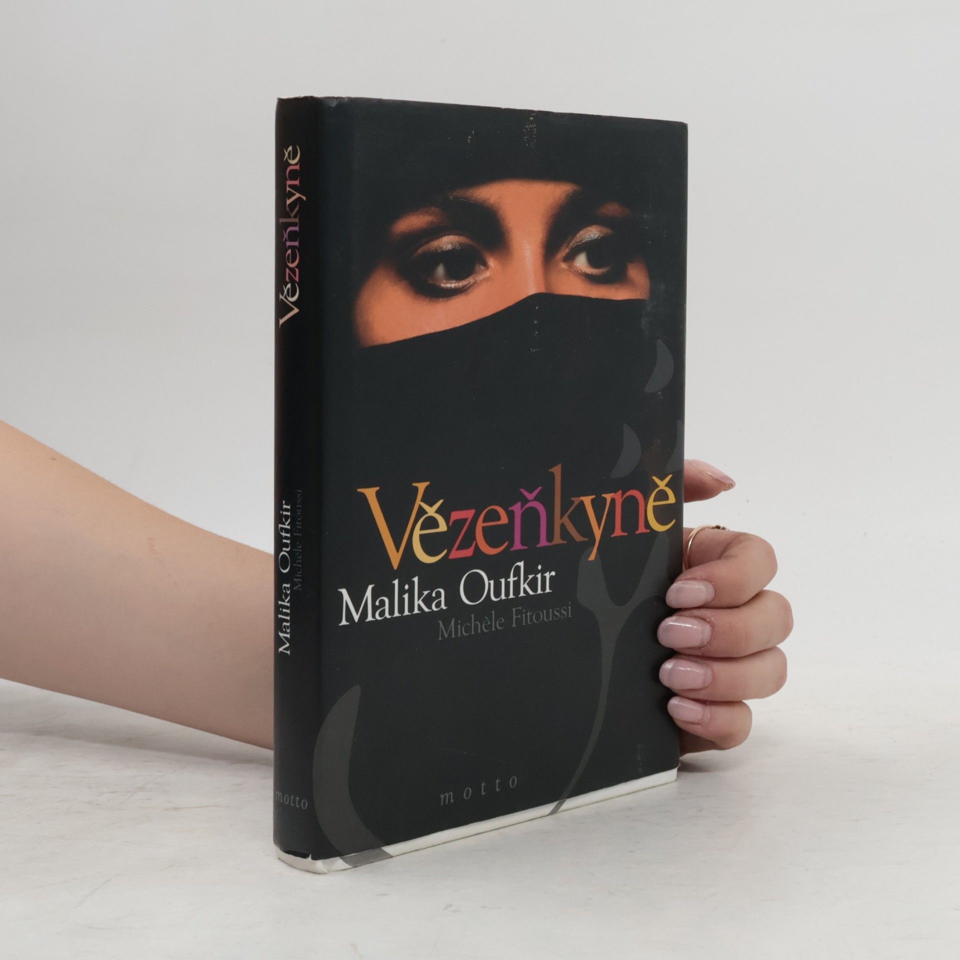 Malika Oufkir Vězeňkyně
