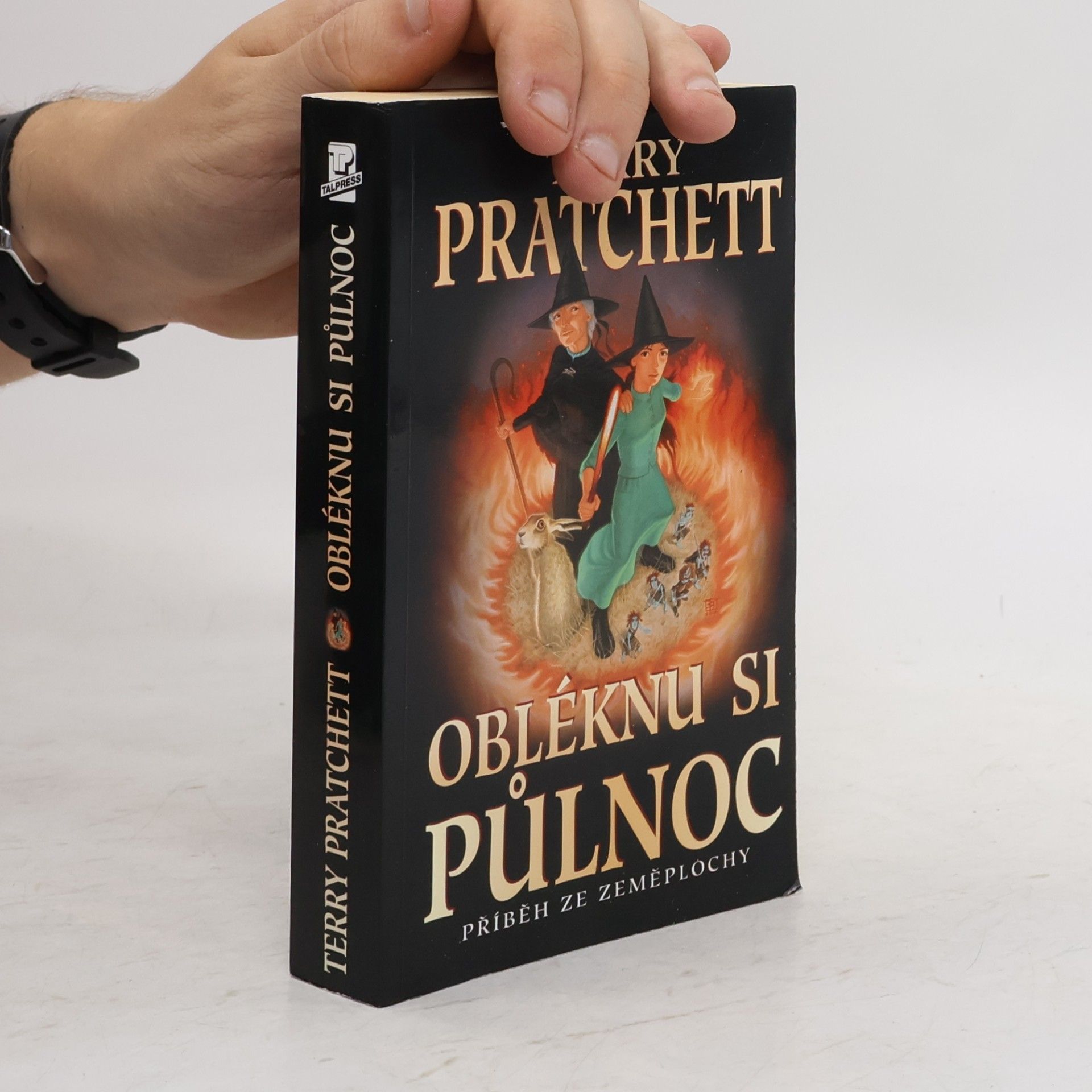Terry Pratchett Obléknu si půlnoc