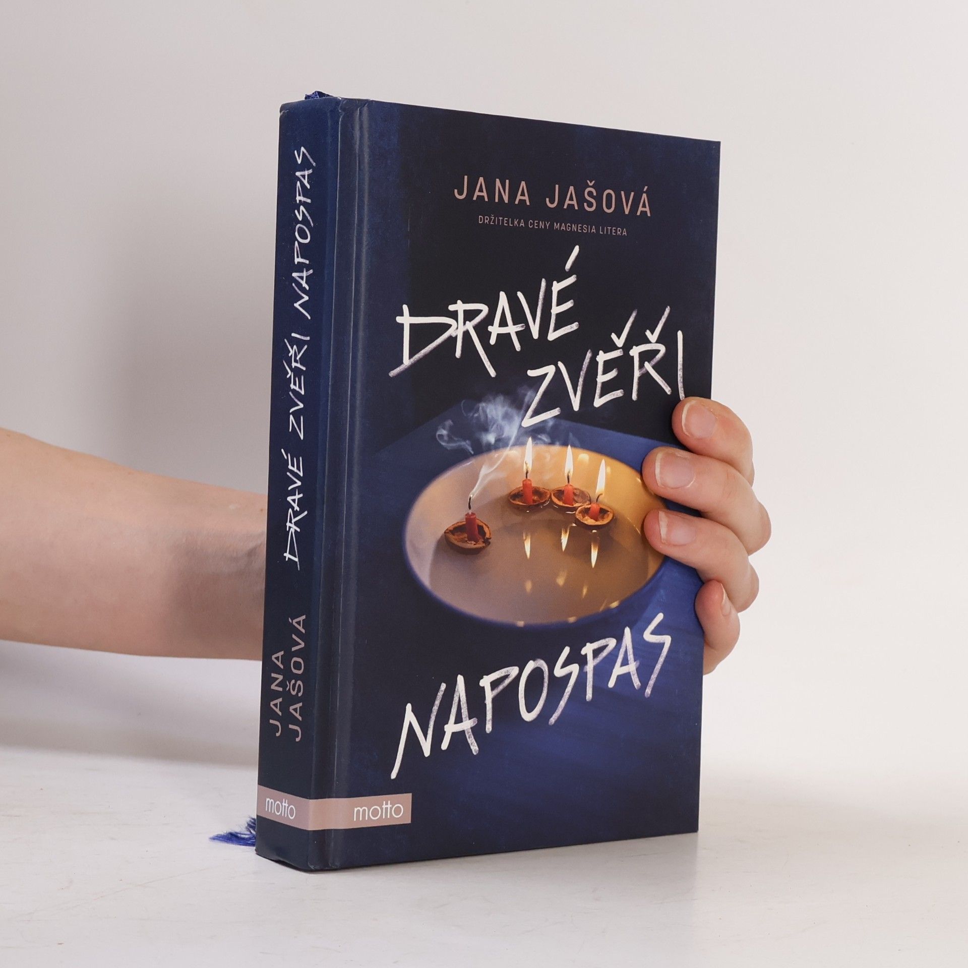 Jana Jašová Dravé zvěři napospas