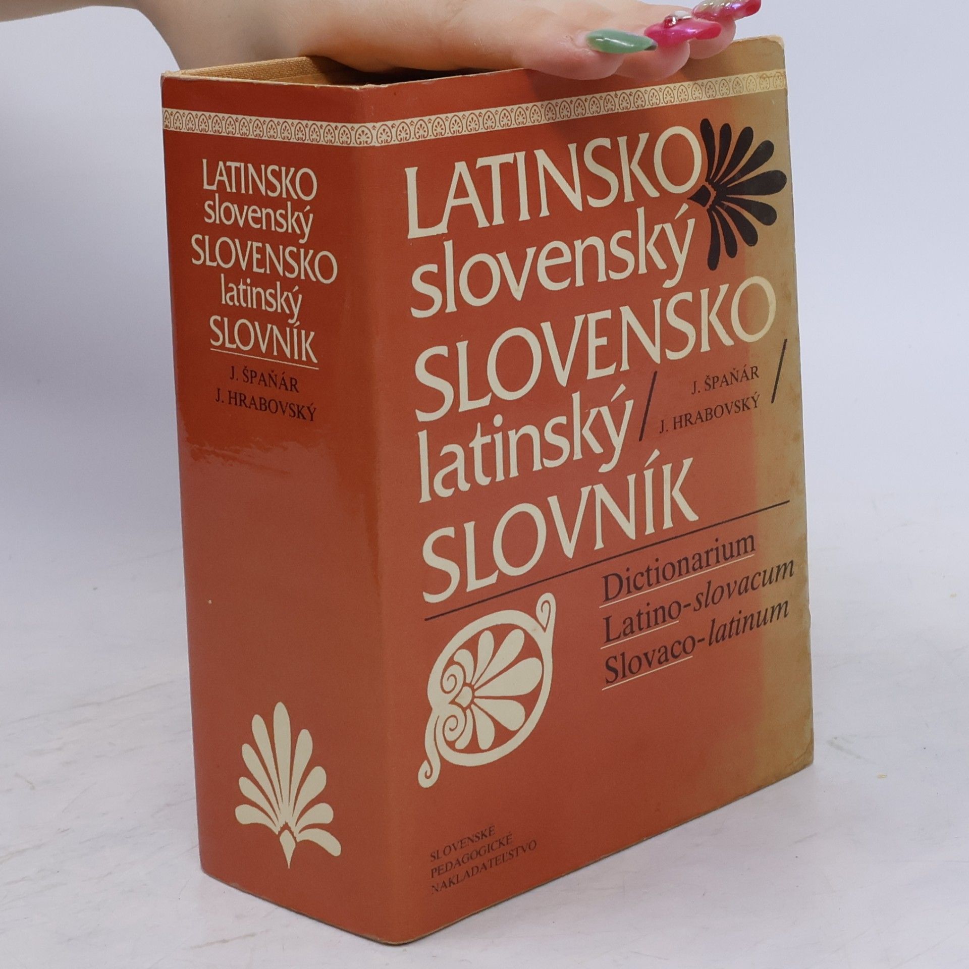 Collectif d'auteurs Latinsko-slovenský a slovensko-latinský slovník
