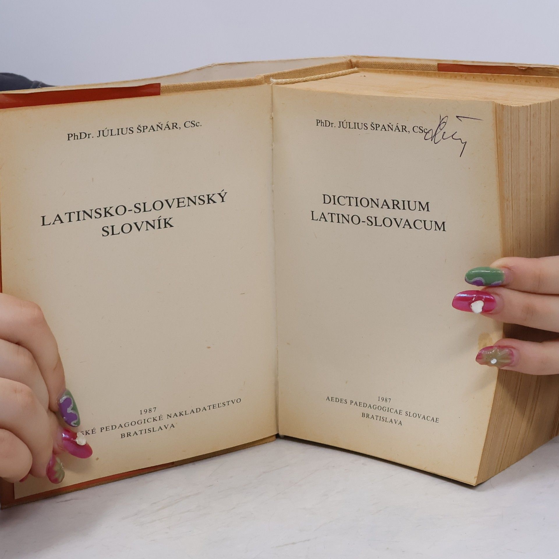 Collectif d'auteurs Latinsko-slovenský a slovensko-latinský slovník